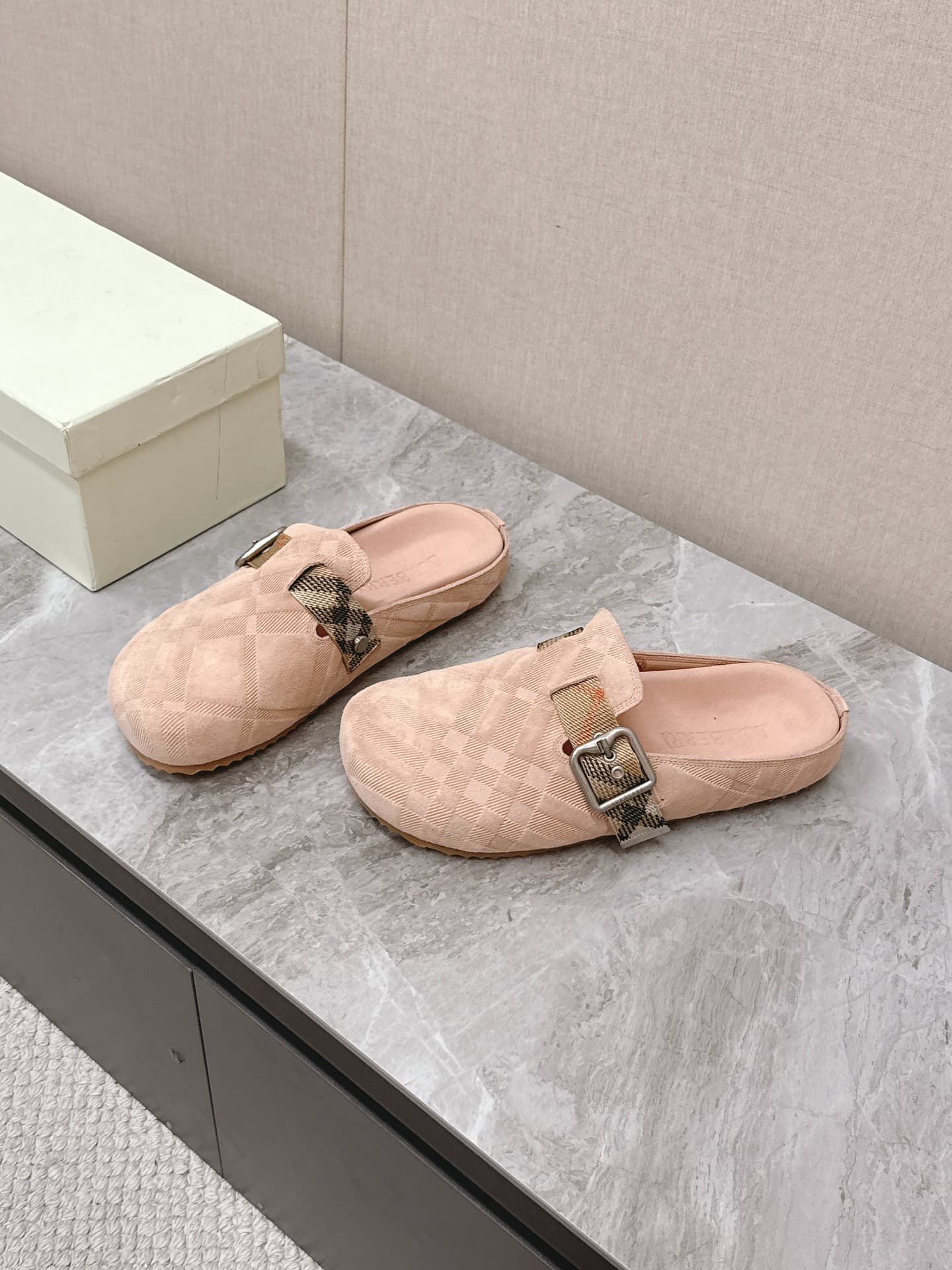 D3150 Men’s clothing ➕ 10 Burberry Burberry2025 Latest autumn/winter couple’s models, Brogue shoes — image 2