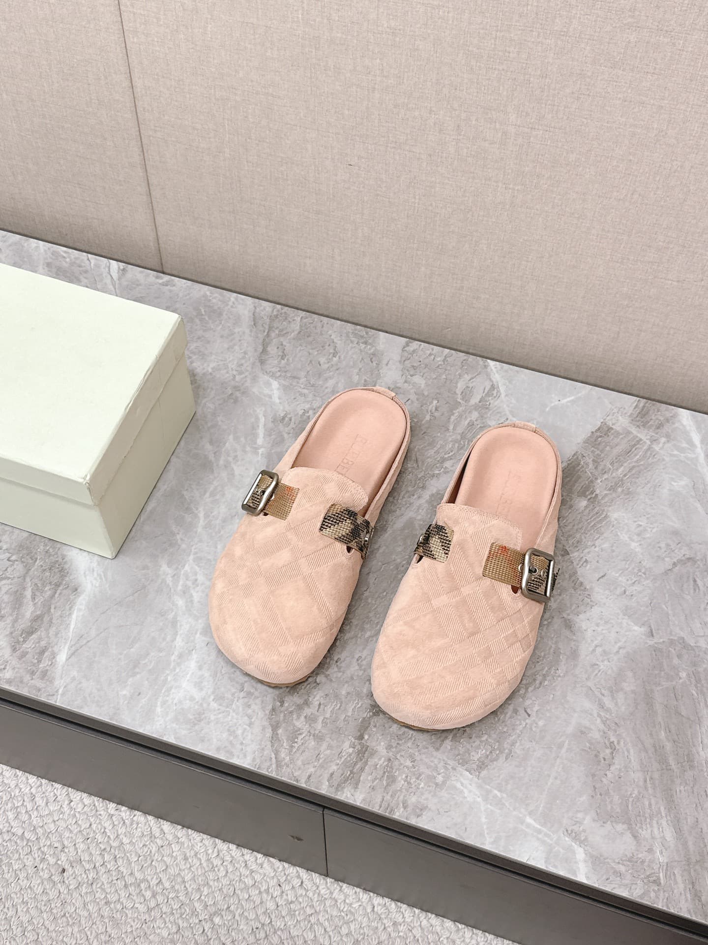 D3150 Men’s clothing ➕ 10 Burberry Burberry2025 Latest autumn/winter couple’s models, Brogue shoes — image 3