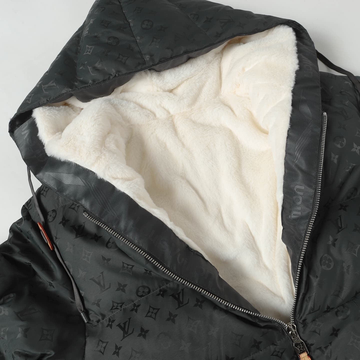 C11019 LOUIS VUITTON/Louis 24SS Ski Collection Filled Cotton Jackets — image 8