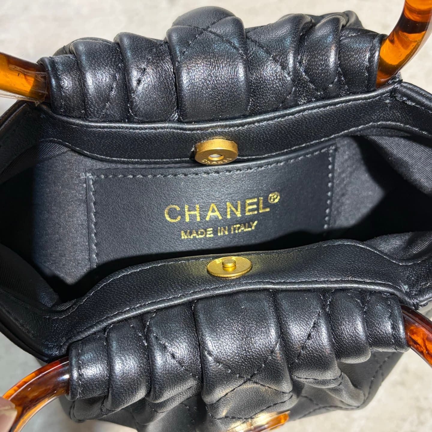 C802 🌸 Chanel 26C suede yuanbao handbag 🔥 — image 8