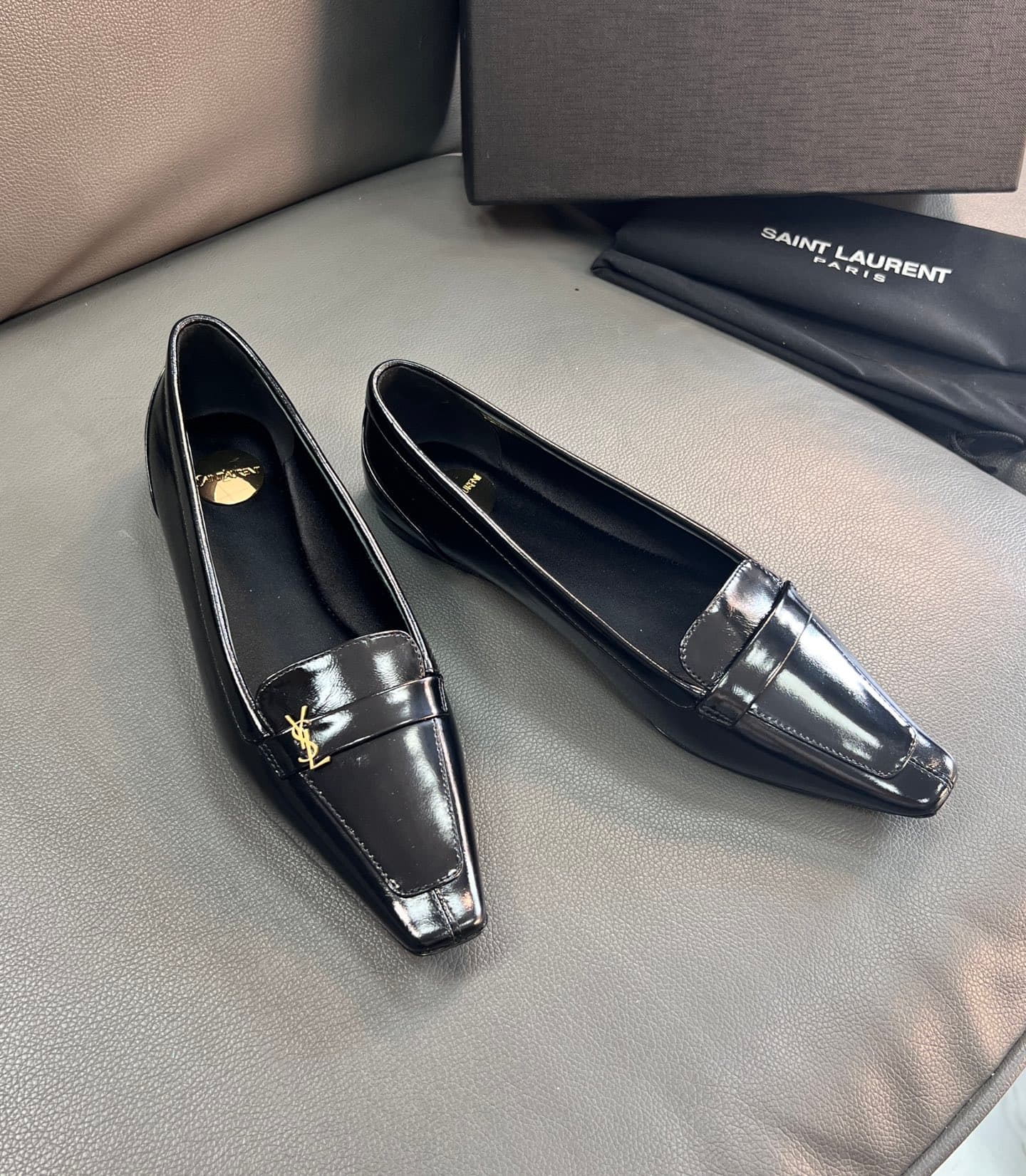 D12217 🇫🇷YSL Leif Jogging Shoes 25A, square-toe design, new style of Saint Laurent – sexy and elegant🛍🛍🛍 — image 2