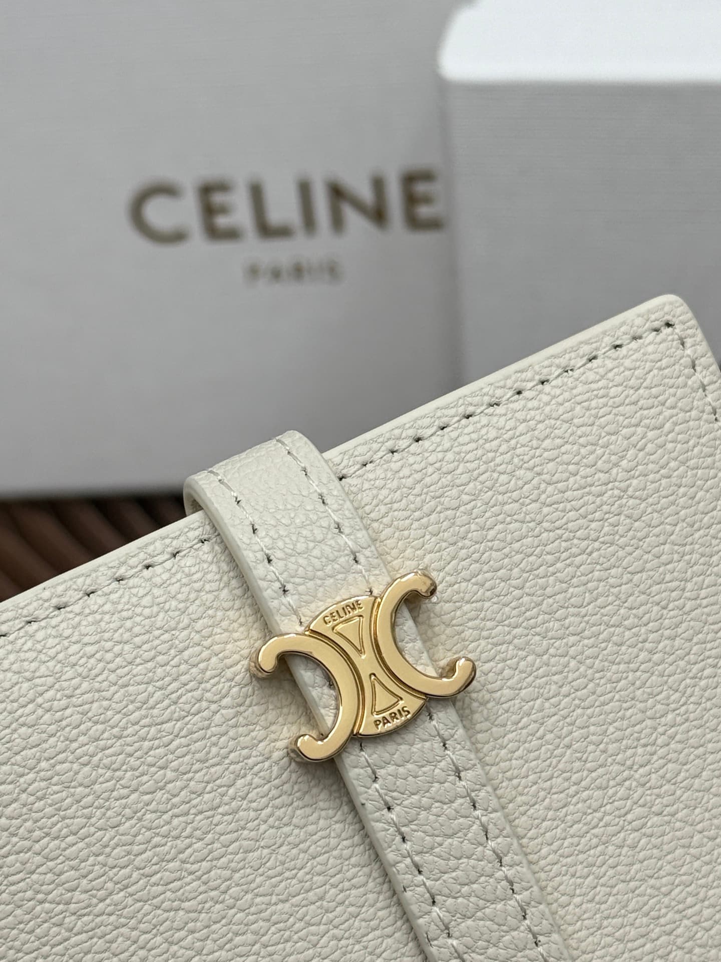 C407 TRIOMPHE PONTET short cardholder — image 5