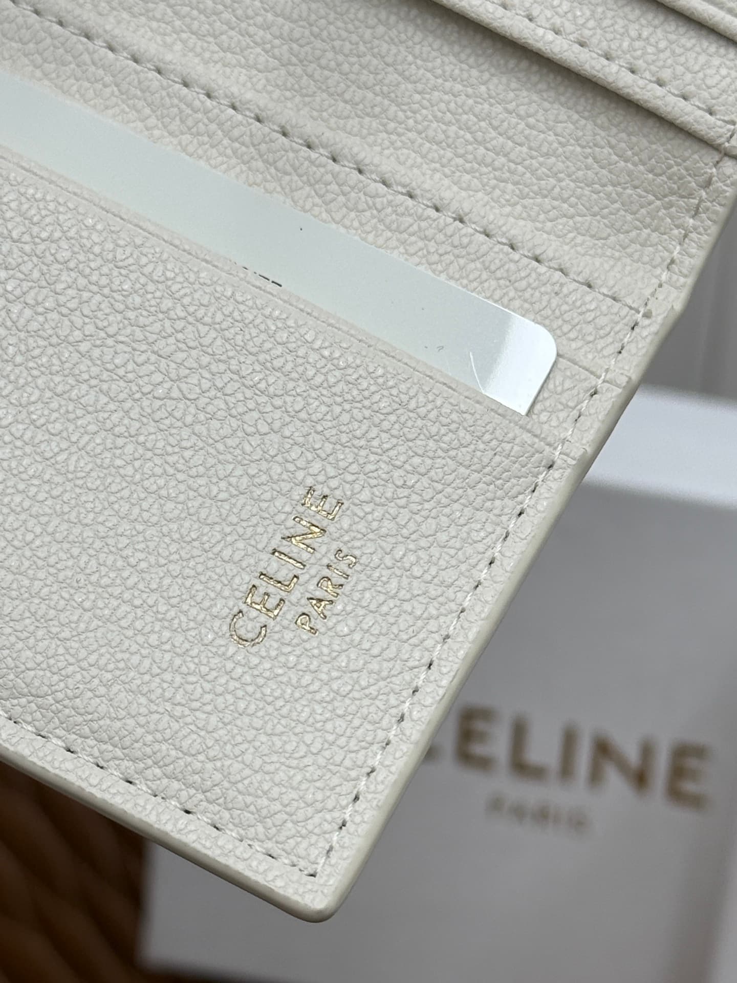 C407 TRIOMPHE PONTET short cardholder — image 8