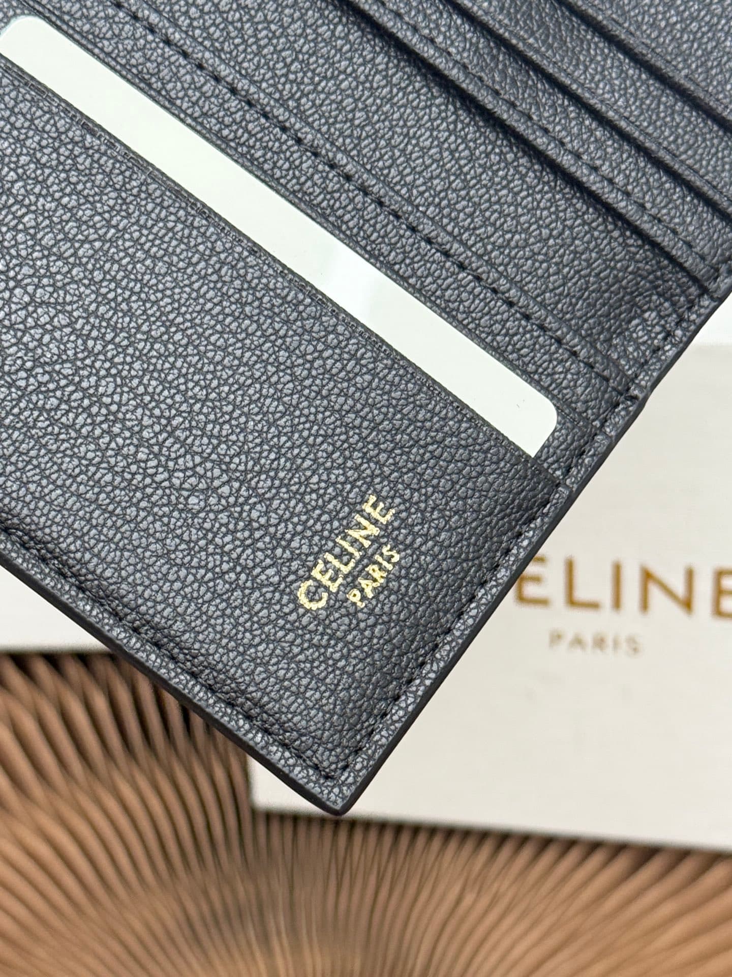 C406 TRIOMPHE PONTET short card case — image 8