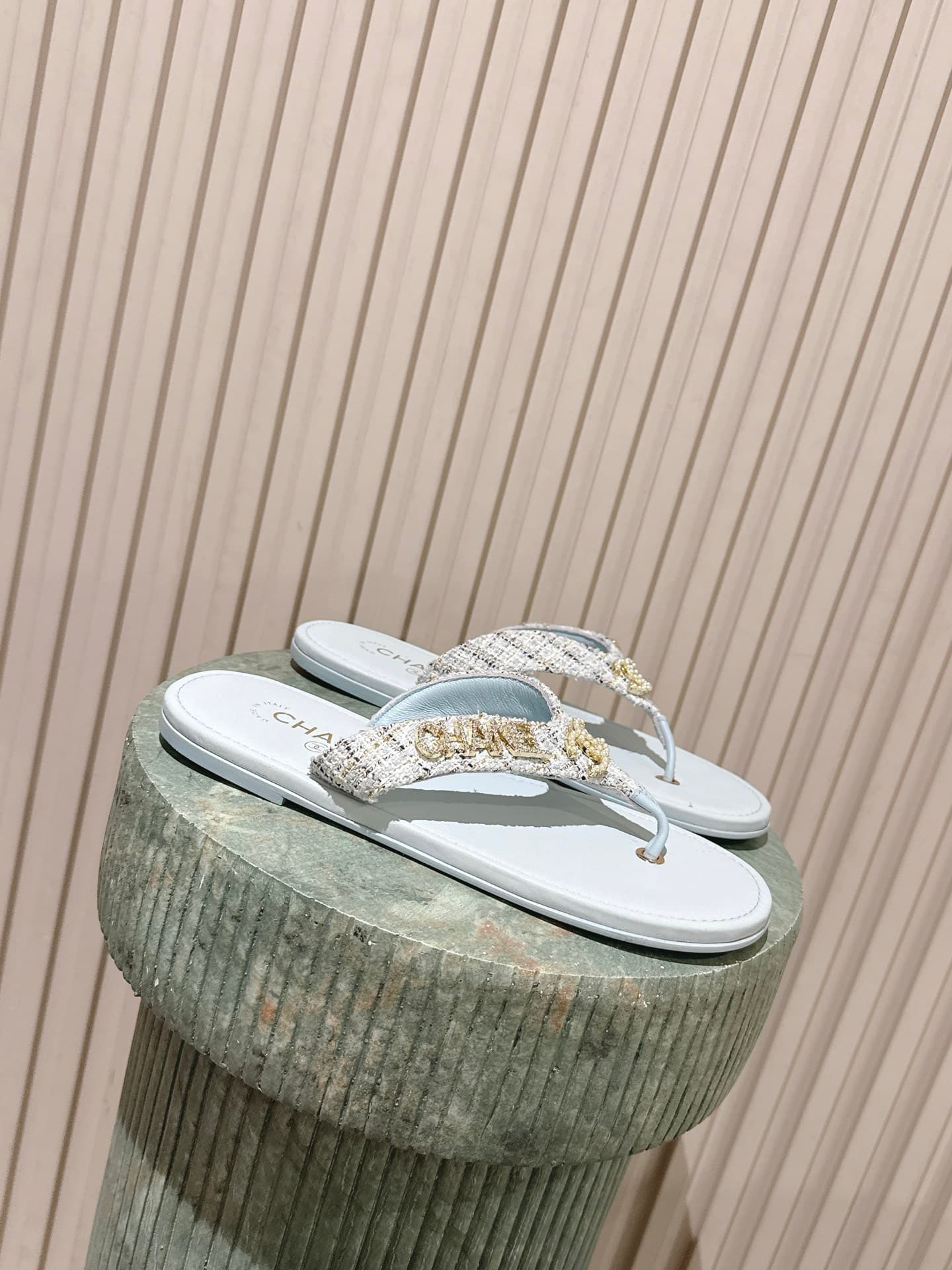 D3973 Top version: — image 1