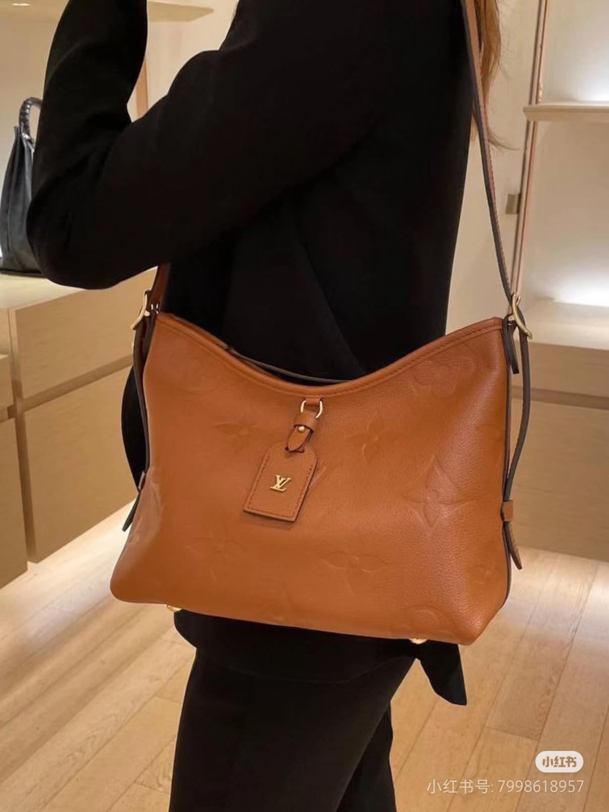 C5021 LV carryall maple color small size upper body photo — image 3