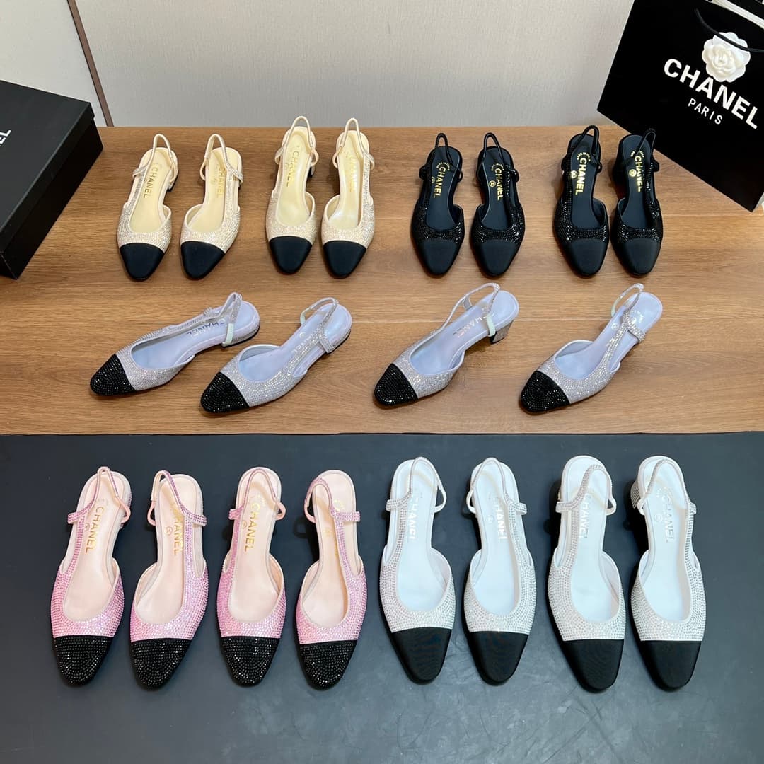 D4009 Chanel’s most beautiful sandals — image 1