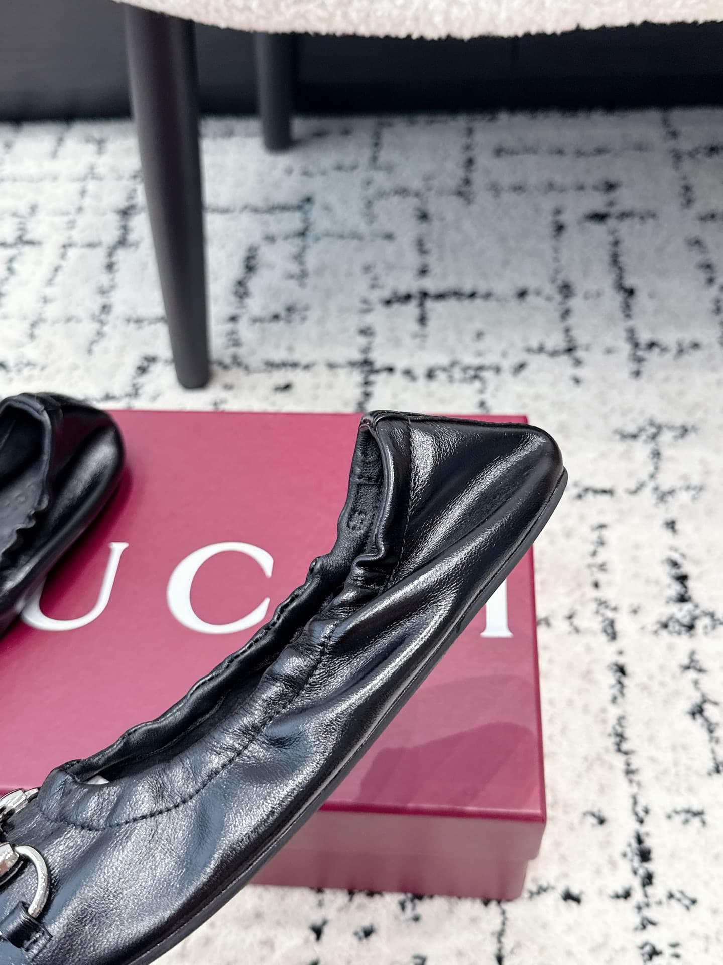 D7133 Gucci 26/ Prima Series Ballet Shoes: Classic Metal Buckle, Elastic Band, Flat Dance Shoes, Single-Shaped — image 7