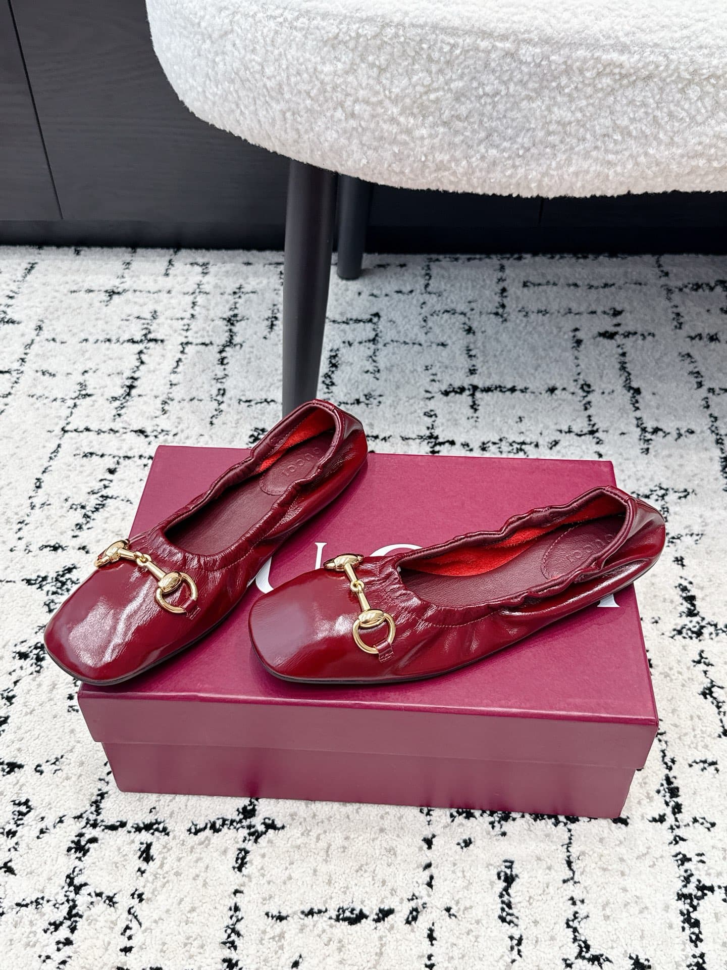 D7131 Gucci 26/ Prima Series Ballet Shoes: Classic Metal Buckle, Elastic Band, Flat Dance Shoes, Single-Shaped Boots — image 3