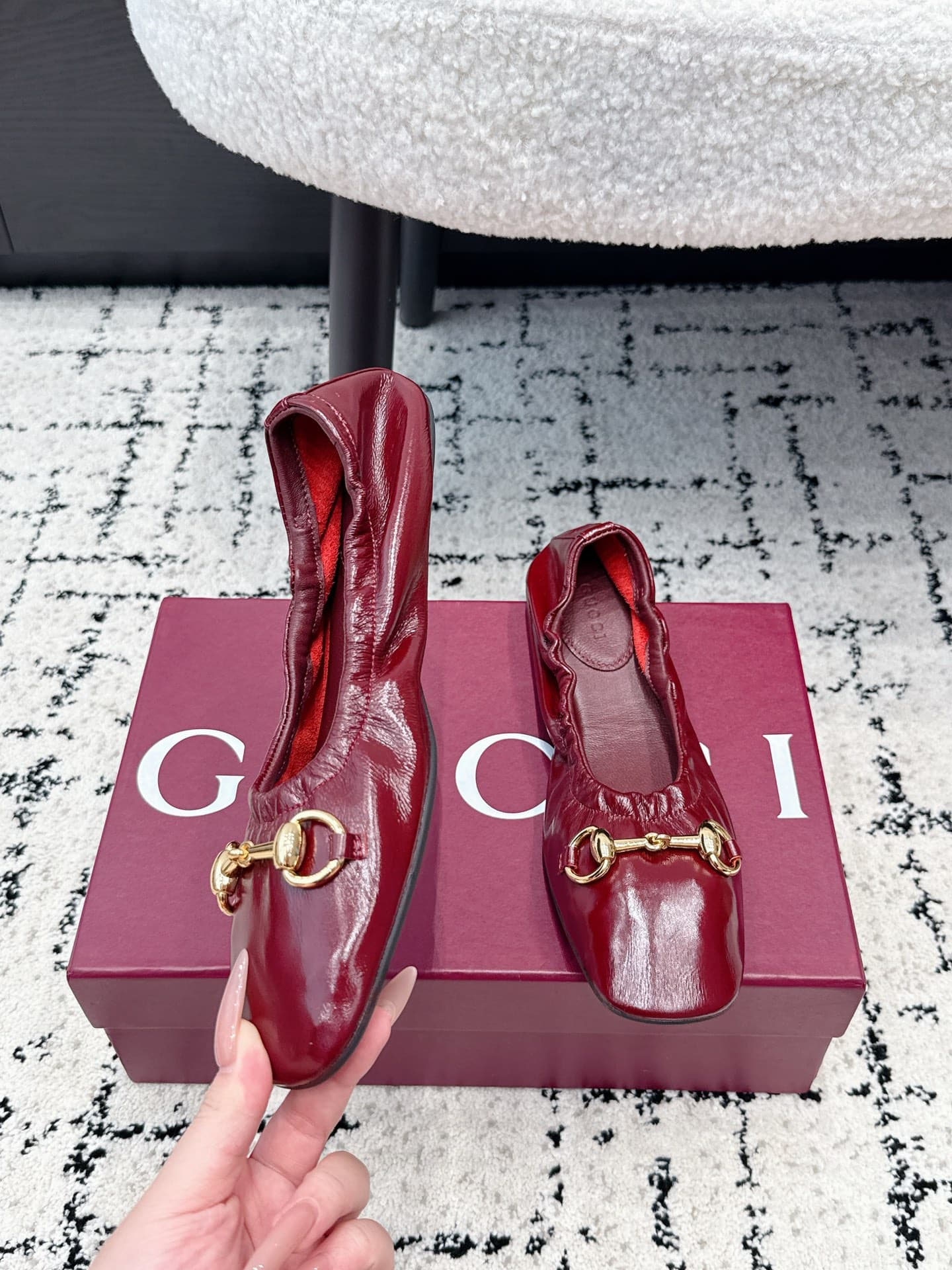 D7131 Gucci 26/ Prima Series Ballet Shoes: Classic Metal Buckle, Elastic Band, Flat Dance Shoes, Single-Shaped Boots — image 4