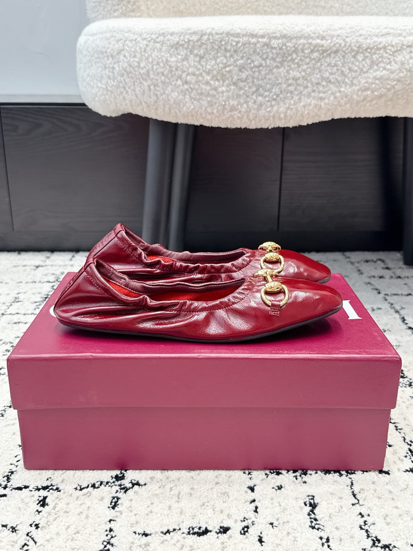 D7131 Gucci 26/ Prima Series Ballet Shoes: Classic Metal Buckle, Elastic Band, Flat Dance Shoes, Single-Shaped Boots — image 2