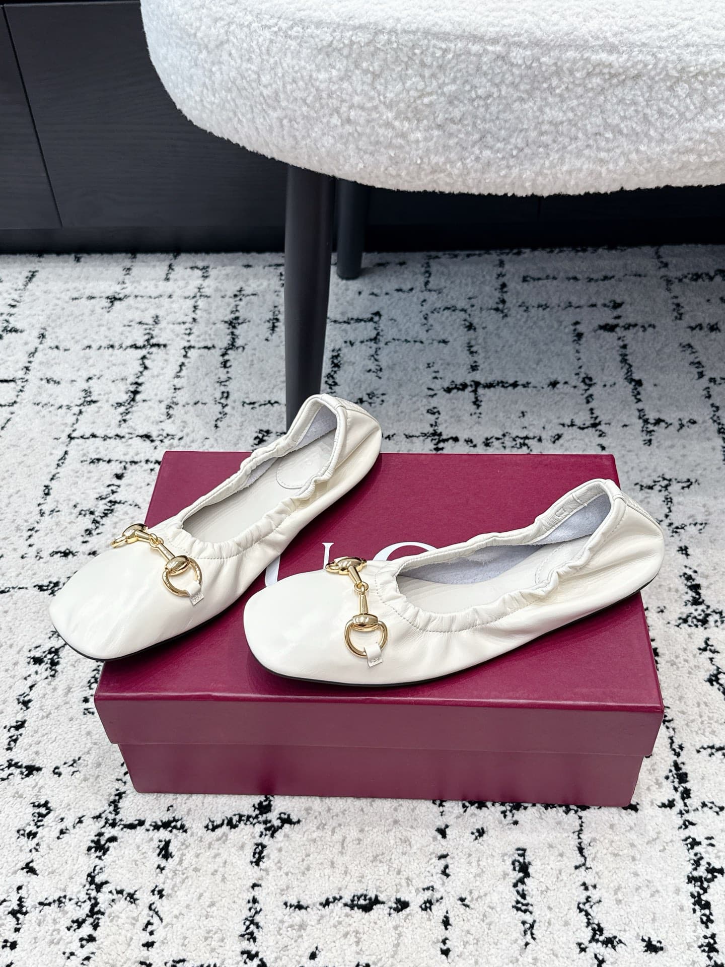 D7129 Gucci 26/ Prima Series Ballet Shoes: Classic Metal Buckle, Stretch Band, Flat Dance Shoes, Single Shoe — image 3
