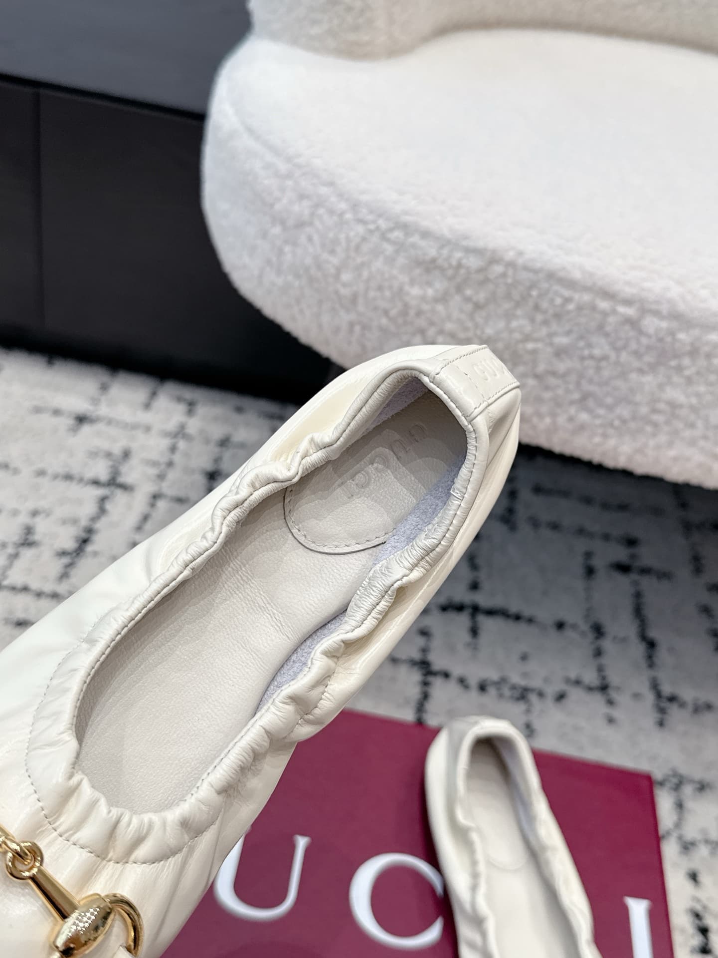D7129 Gucci 26/ Prima Series Ballet Shoes: Classic Metal Buckle, Stretch Band, Flat Dance Shoes, Single Shoe — image 6