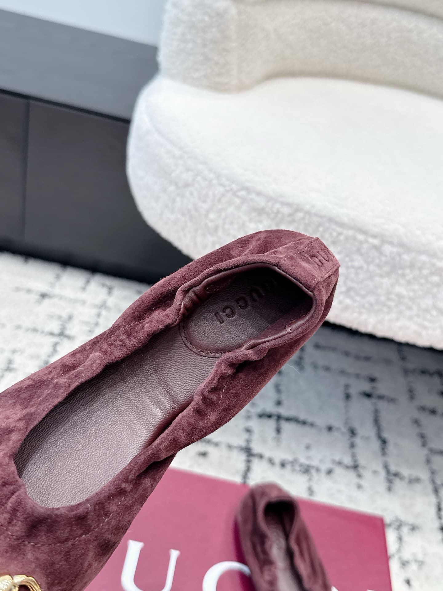 D7128 Gucci 26/ Prima Series Ballet Shoes: Classic Metal Buckle, Elastic Band, Flat Dance Shoes, Single Shoe — image 6