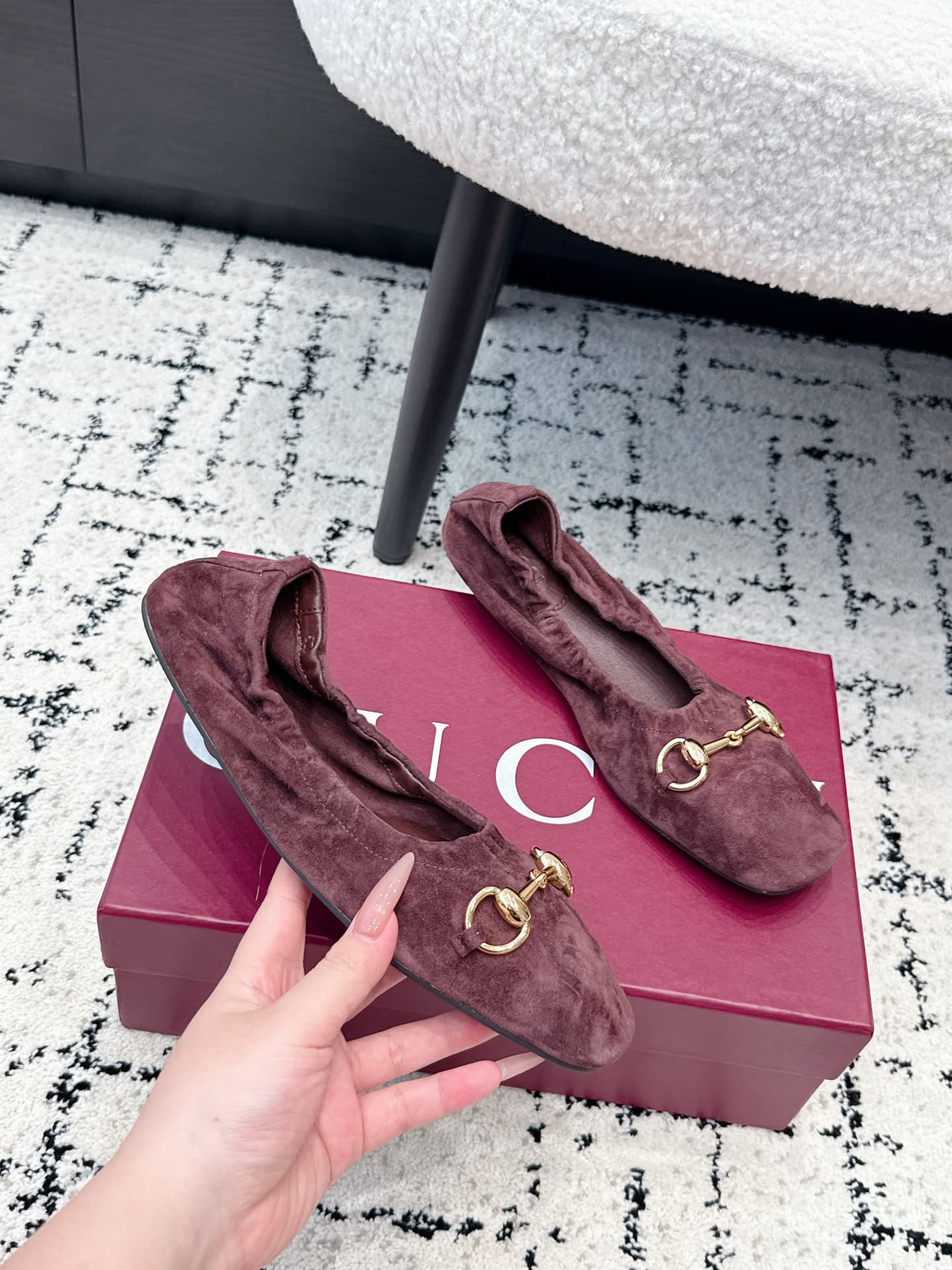 D7128 Gucci 26/ Prima Series Ballet Shoes: Classic Metal Buckle, Elastic Band, Flat Dance Shoes, Single Shoe — image 5