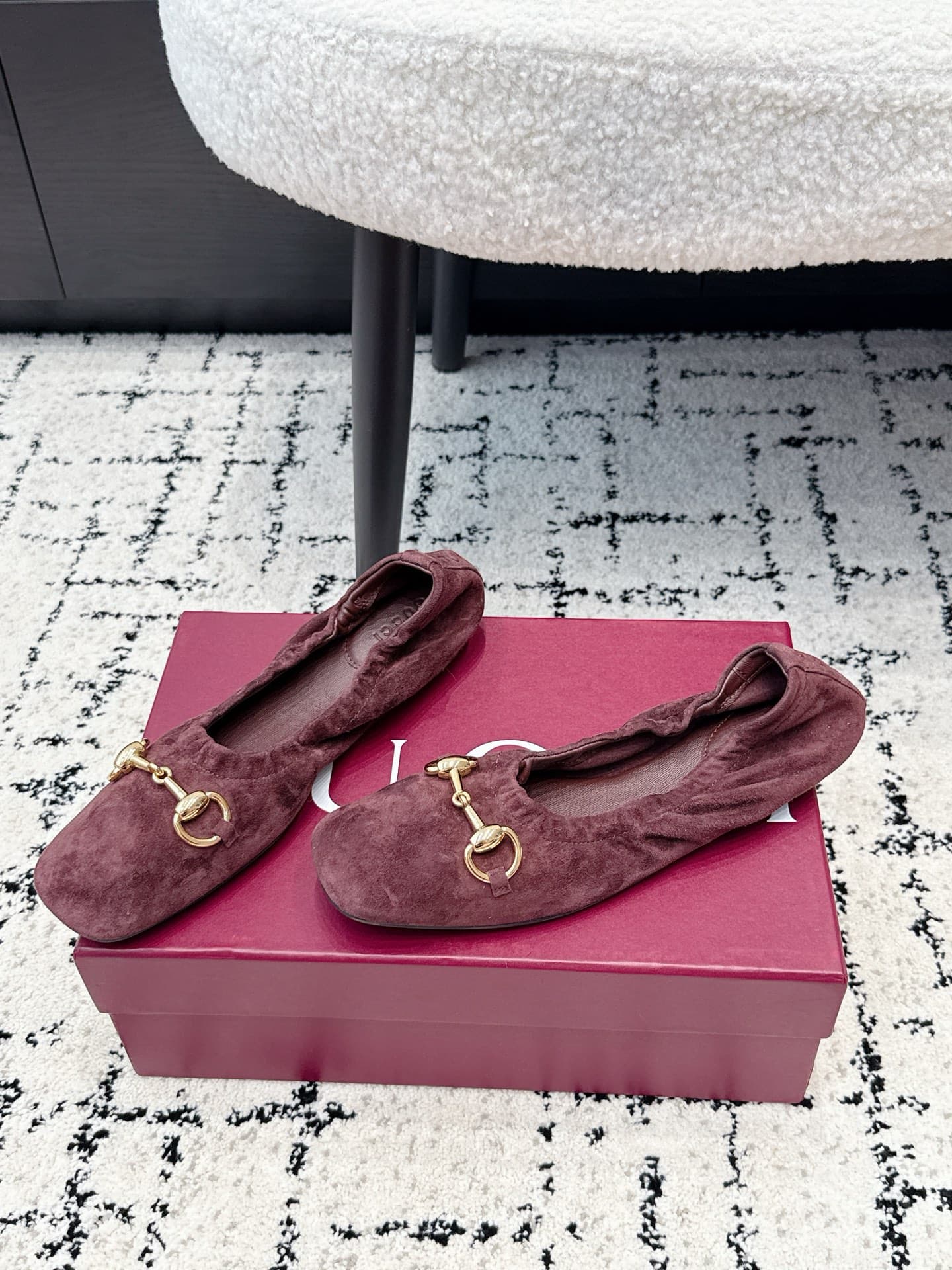 D7128 Gucci 26/ Prima Series Ballet Shoes: Classic Metal Buckle, Elastic Band, Flat Dance Shoes, Single Shoe — image 3