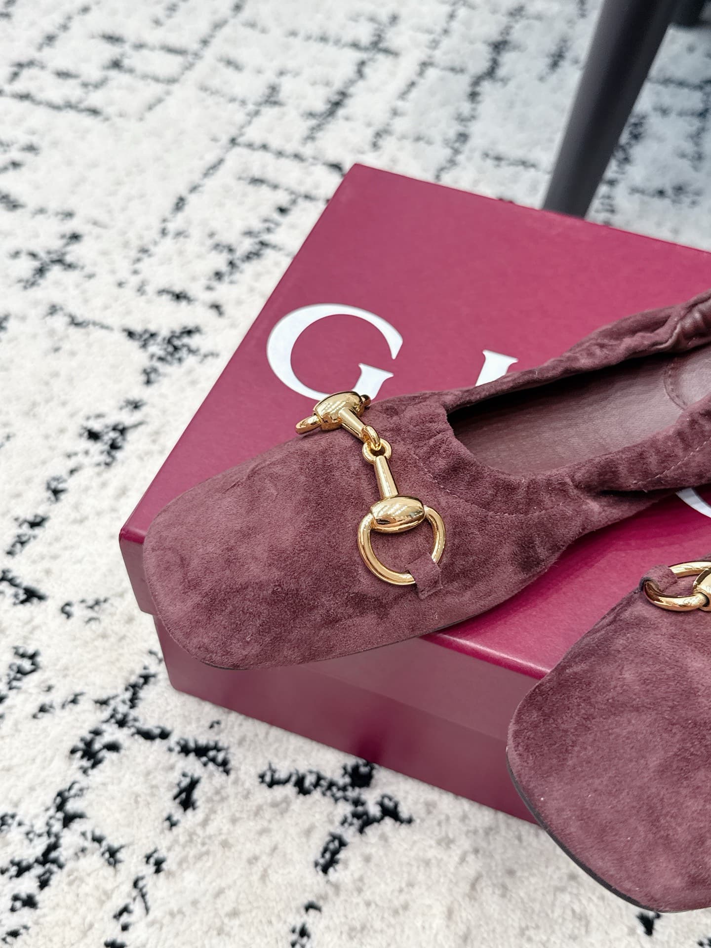 D7128 Gucci 26/ Prima Series Ballet Shoes: Classic Metal Buckle, Elastic Band, Flat Dance Shoes, Single Shoe — image 8