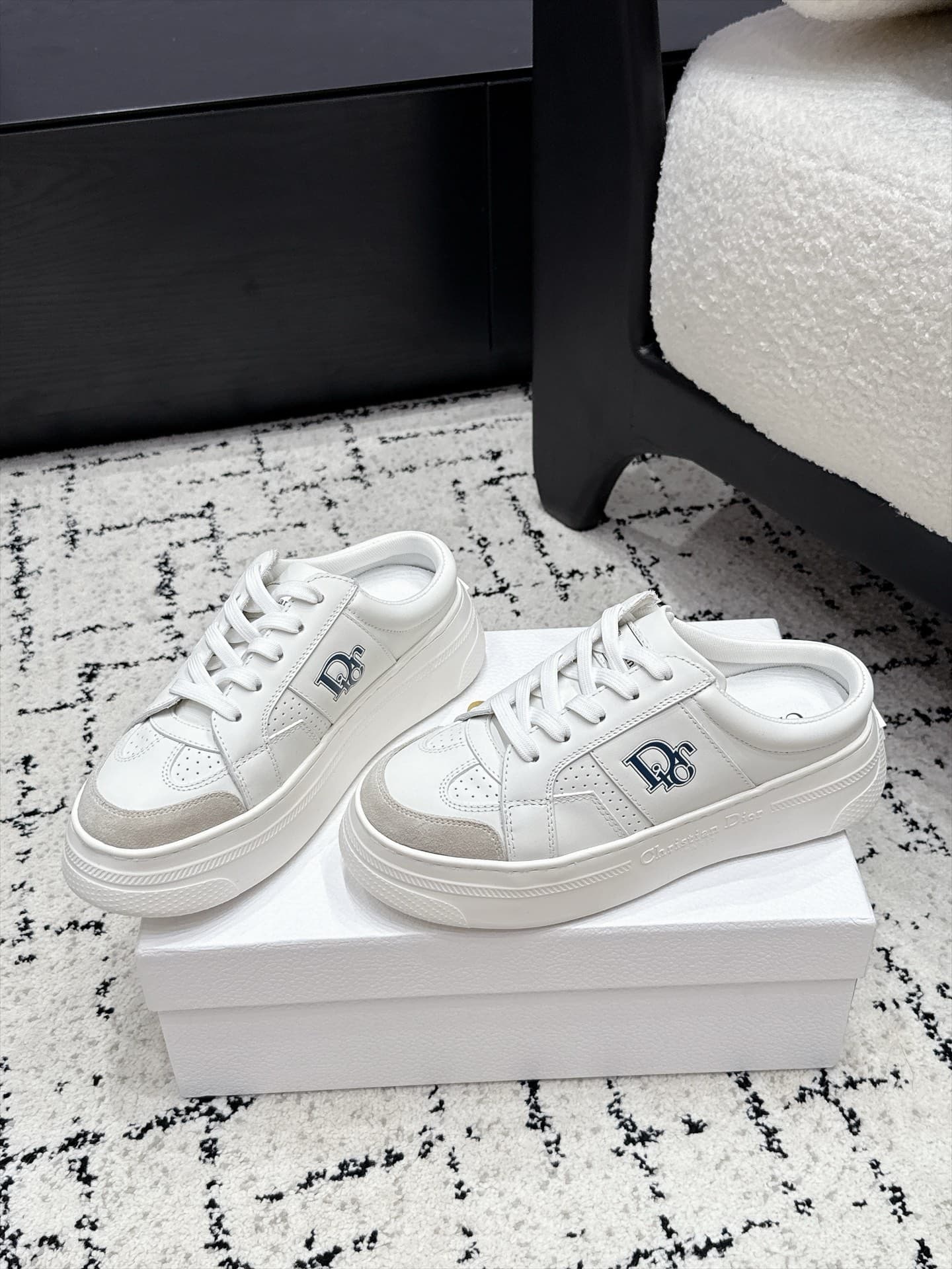 D5731 Dior 26/ Dior’s new casual shoes, Xiaobai shoes, board shoes — image 3