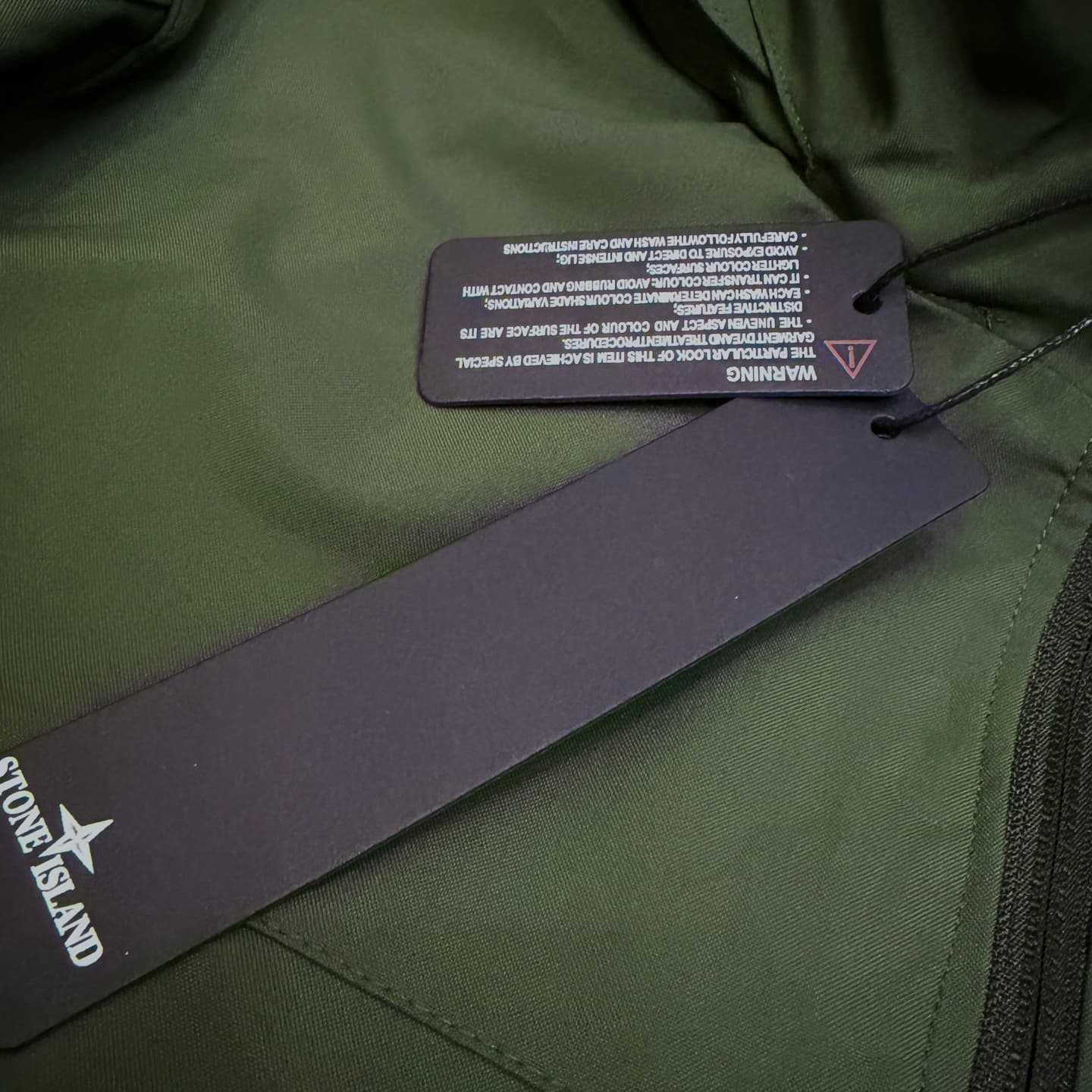 C12544 Stone Island ➡️ Classic Medal Functional Outdoor Windbreaker for Men and Women — image 3
