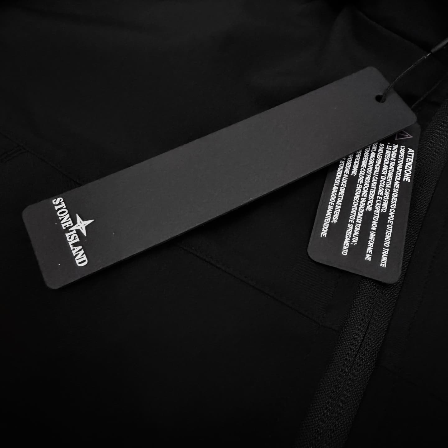 C12543 Stone Island ➡️ Classic Medal Functioning Outdoor Jacket for Men and Women — image 3
