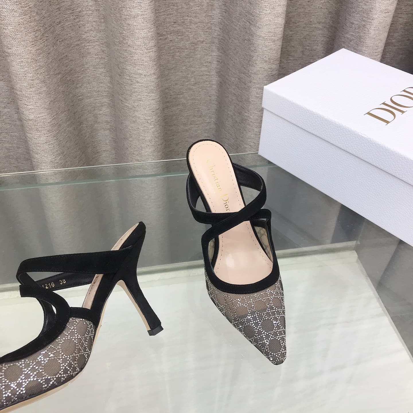 D6013 Dior 2026 new pair of casual slippers, bling...bling... crystal-encrusted high heels Mule shoes with crossband straps, star-like studded plaid pattern cat-heel slippers – the top-tier version on the market — image 4