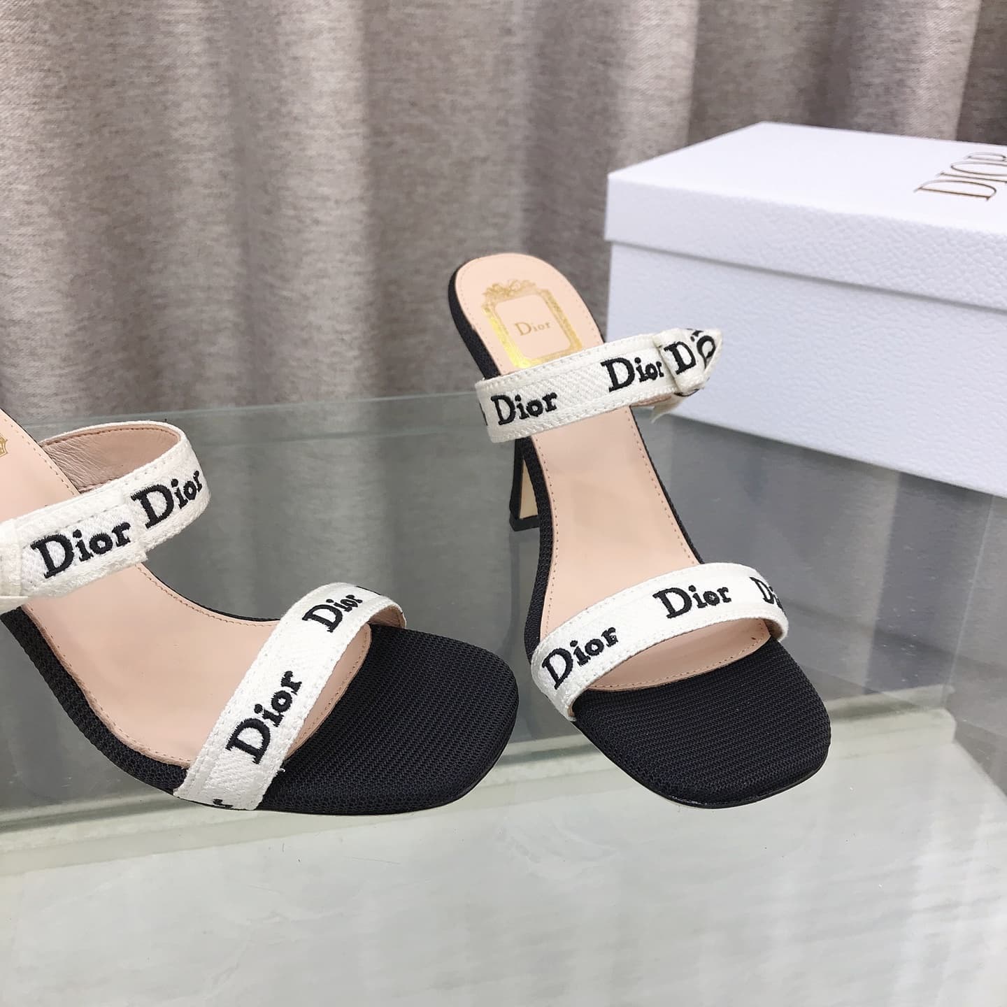 D6007 J’ADIOR Dior Dior 2026 – New early spring collection with high-end design. High heels with bow details, CD logo embroidery, pointed toe, multi-colored slippers. The most premium version on the market. — image 5