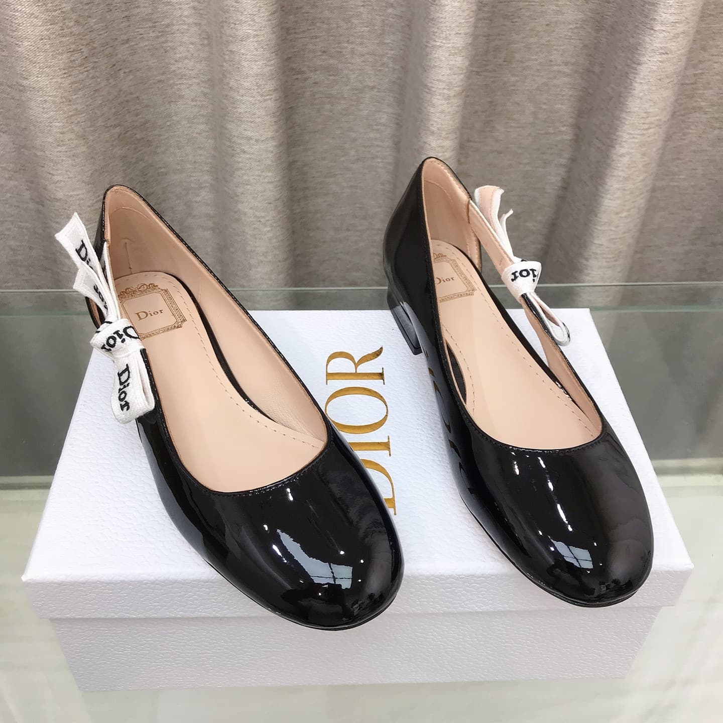 D6001 D Family~Diore 2026 Early Spring New Model: Classic Leather and Ribbon Loafers — image 7