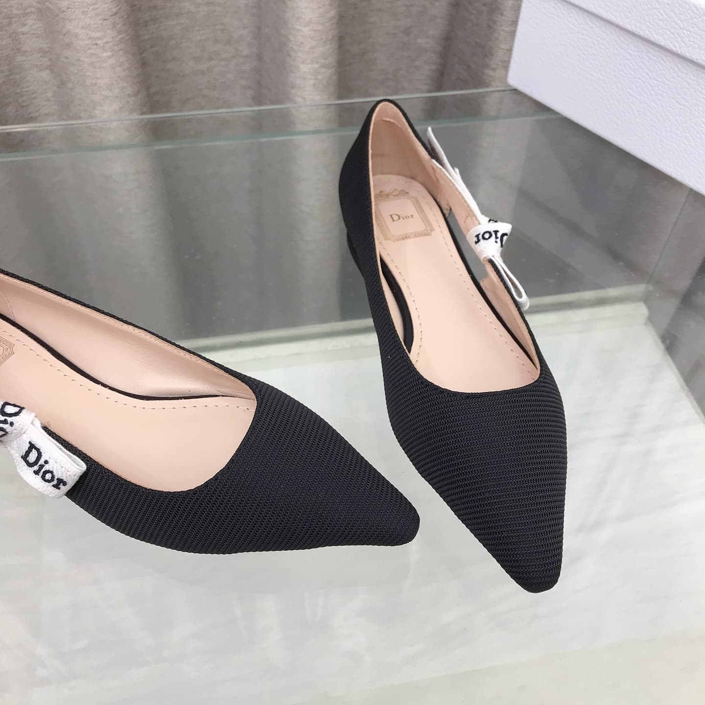 D6004 J’ADIOR Dior Dior 2026 Early Spring New Model Straps and bowed high heels for women. A popular model with a CD logo and flat toe design, with open-patterned colors. It’s the top-quality version available on the market. — image 5