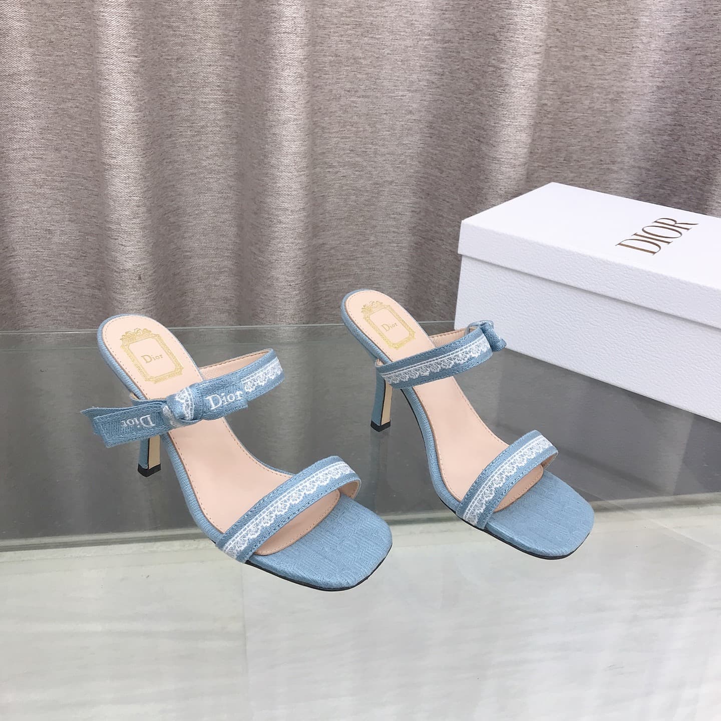 D6010 26ss Spring/Summer new model Dior J’Adior belted high heels sandals CD letter embroidery, bow details, lace trim, high heels sandals — image 2