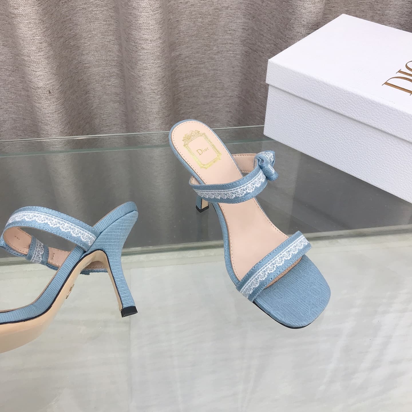 D6010 26ss Spring/Summer new model Dior J’Adior belted high heels sandals CD letter embroidery, bow details, lace trim, high heels sandals — image 4