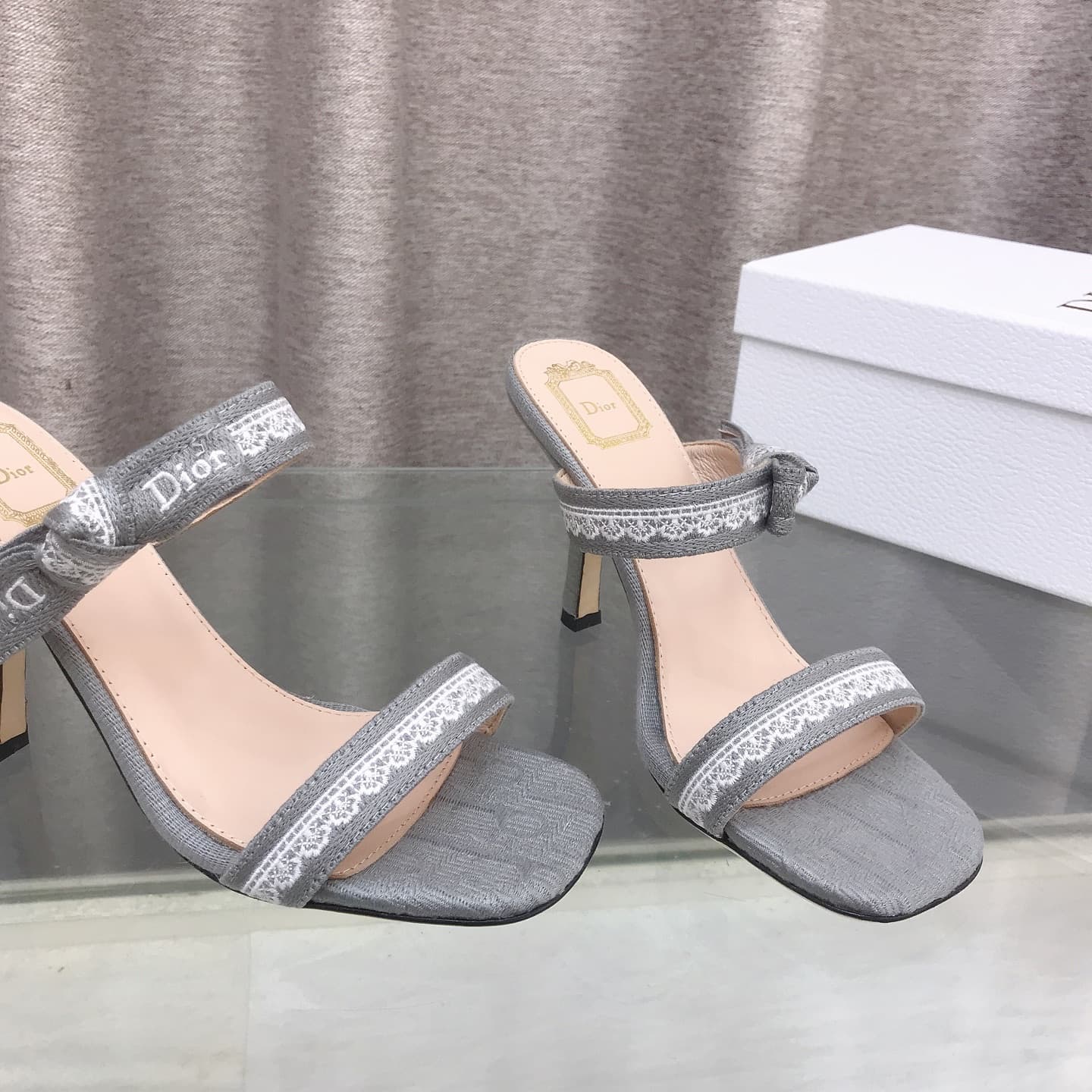 D6008 26ss Spring/Summer new model Dior J’Adior belted high heels sandals CD letter embroidery, bow, lace, and embroidered trim high heels sandals — image 5