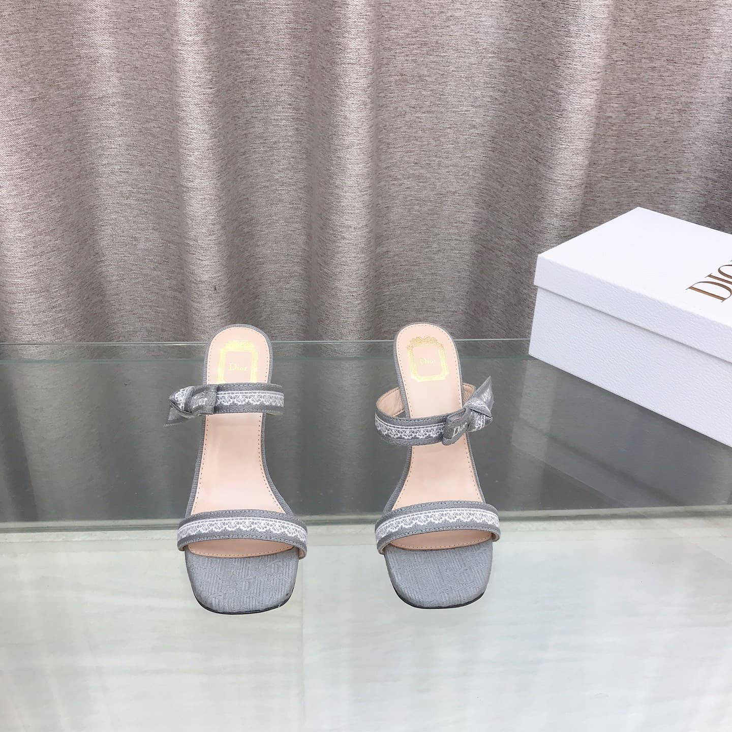 D6008 26ss Spring/Summer new model Dior J’Adior belted high heels sandals CD letter embroidery, bow, lace, and embroidered trim high heels sandals — image 3