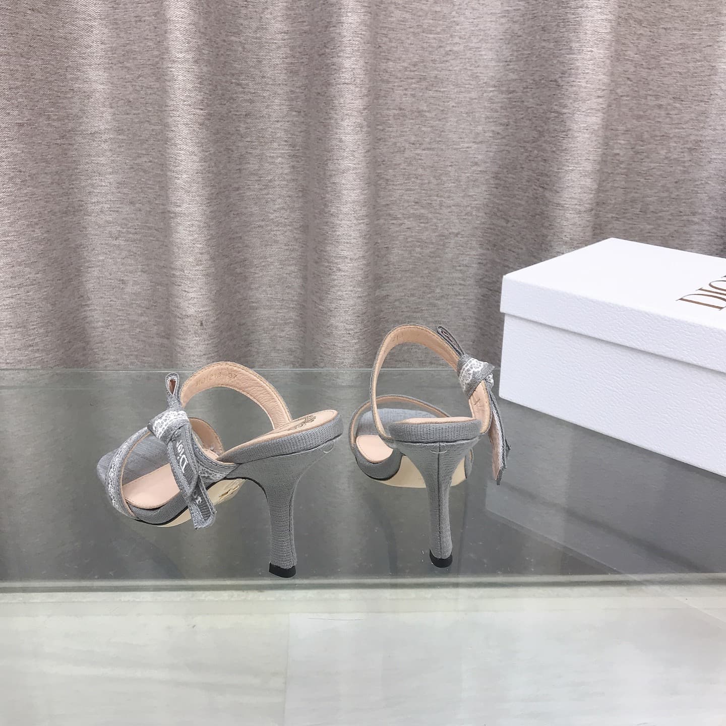 D6008 26ss Spring/Summer new model Dior J’Adior belted high heels sandals CD letter embroidery, bow, lace, and embroidered trim high heels sandals — image 8