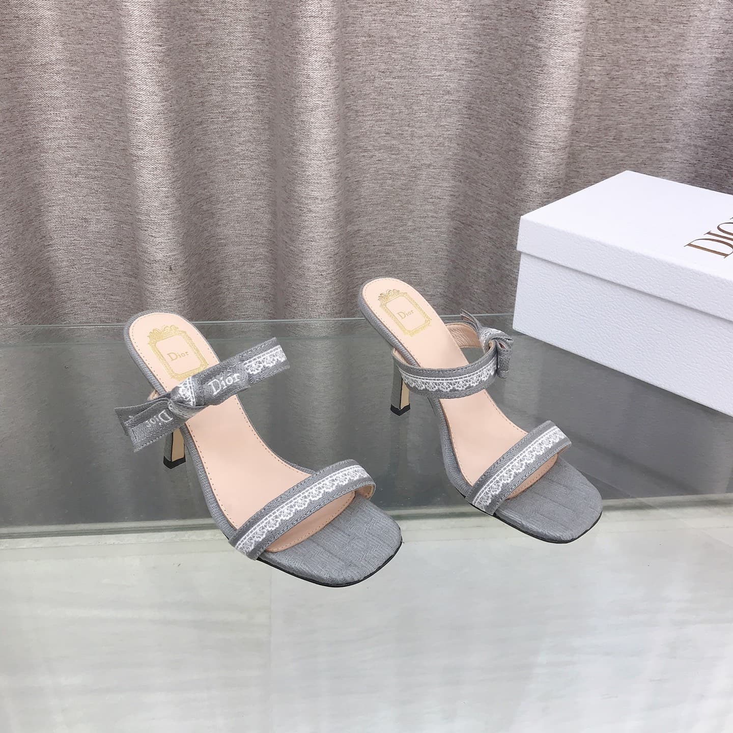 D6008 26ss Spring/Summer new model Dior J’Adior belted high heels sandals CD letter embroidery, bow, lace, and embroidered trim high heels sandals — image 2