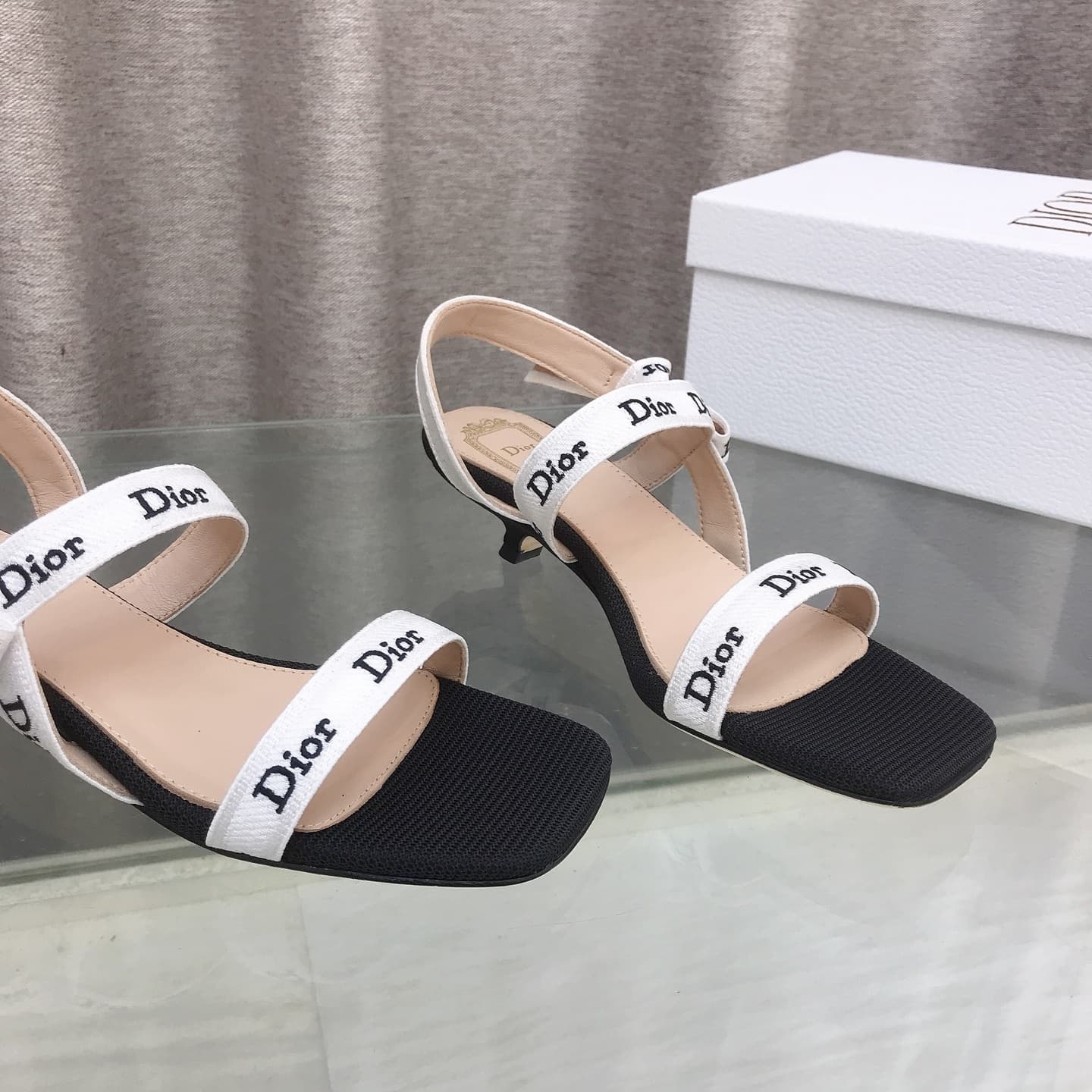 D6006 J’ADIOR Dior Dior 2026 – New early spring collection with high-end design. High heels with bow details, CD logo embroidery, pointed toe, multi-colored slippers. The most premium version on the market. — image 5