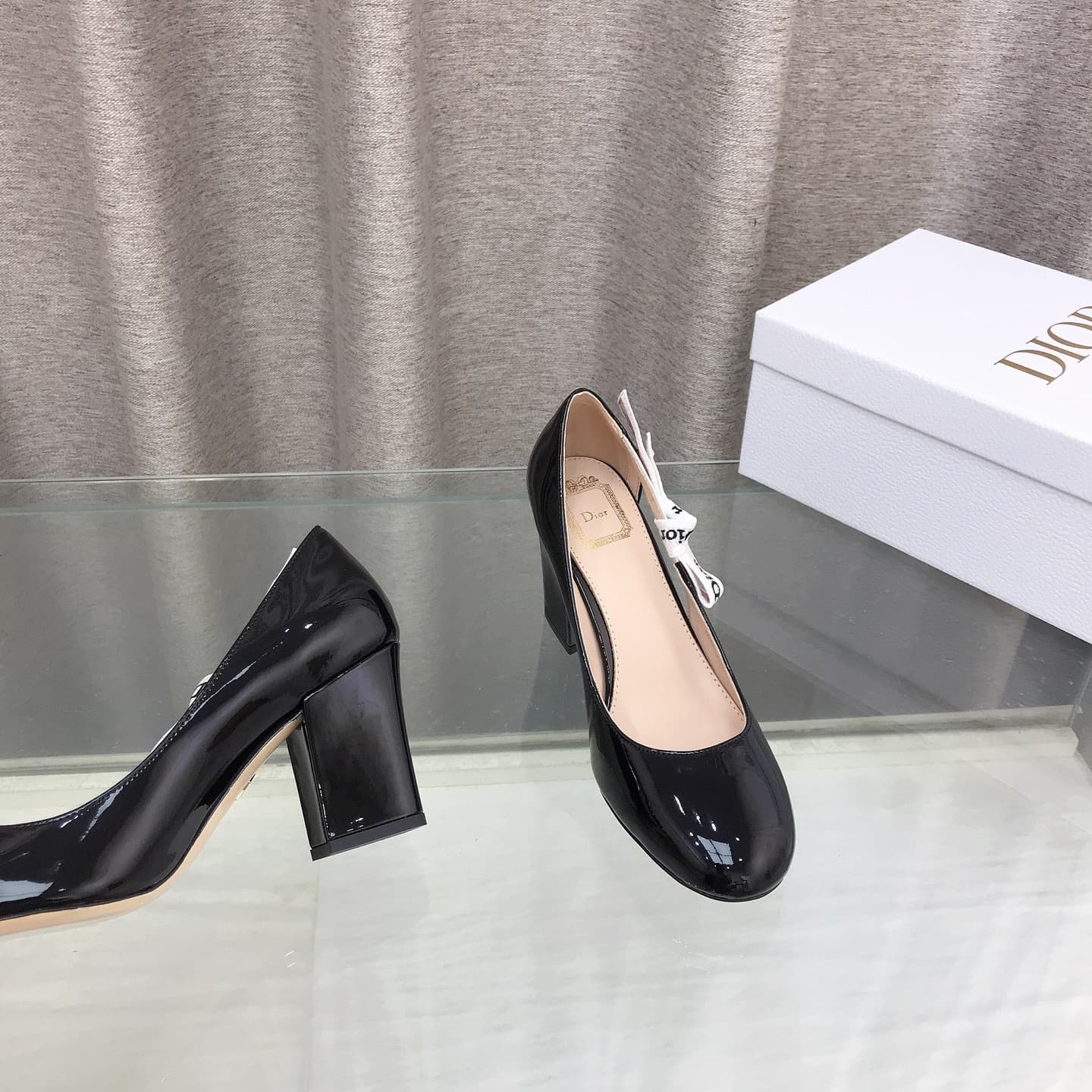 D5998 D Family ~ Diore 2026 Early Spring New Model: Classic leather and belted shoes — image 4