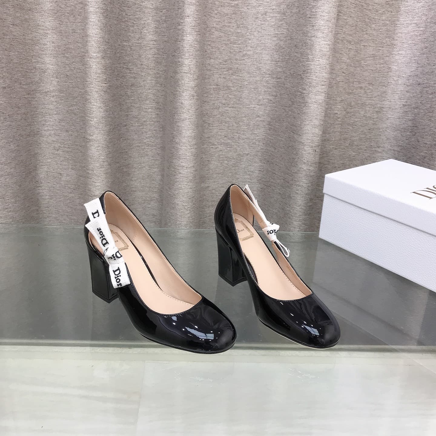 D5998 D Family ~ Diore 2026 Early Spring New Model: Classic leather and belted shoes — image 2