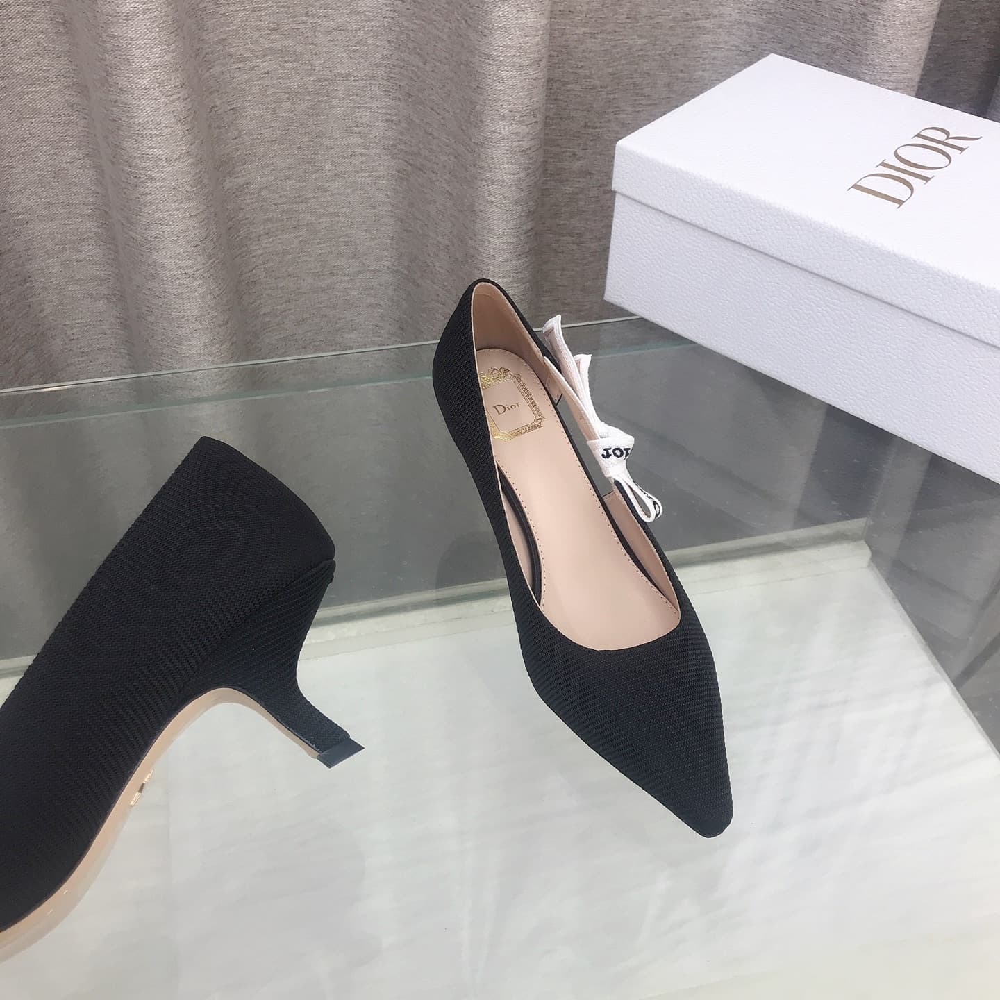 D6003 J‘ADIOR Dior Dior 2026 – New spring collection of high heels with ribbons and bows. These are similar to those worn by celebrities; they feature a CD logo, a square toe, and a design with open colors. It’s the top-tier version available on the marke — image 4