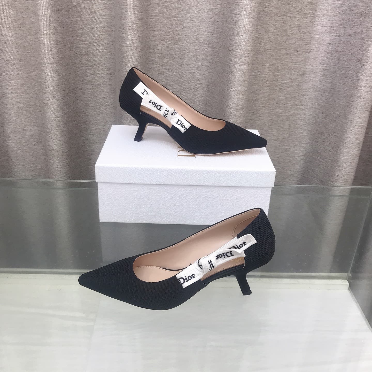 D6003 J‘ADIOR Dior Dior 2026 – New spring collection of high heels with ribbons and bows. These are similar to those worn by celebrities; they feature a CD logo, a square toe, and a design with open colors. It’s the top-tier version available on the marke — image 6