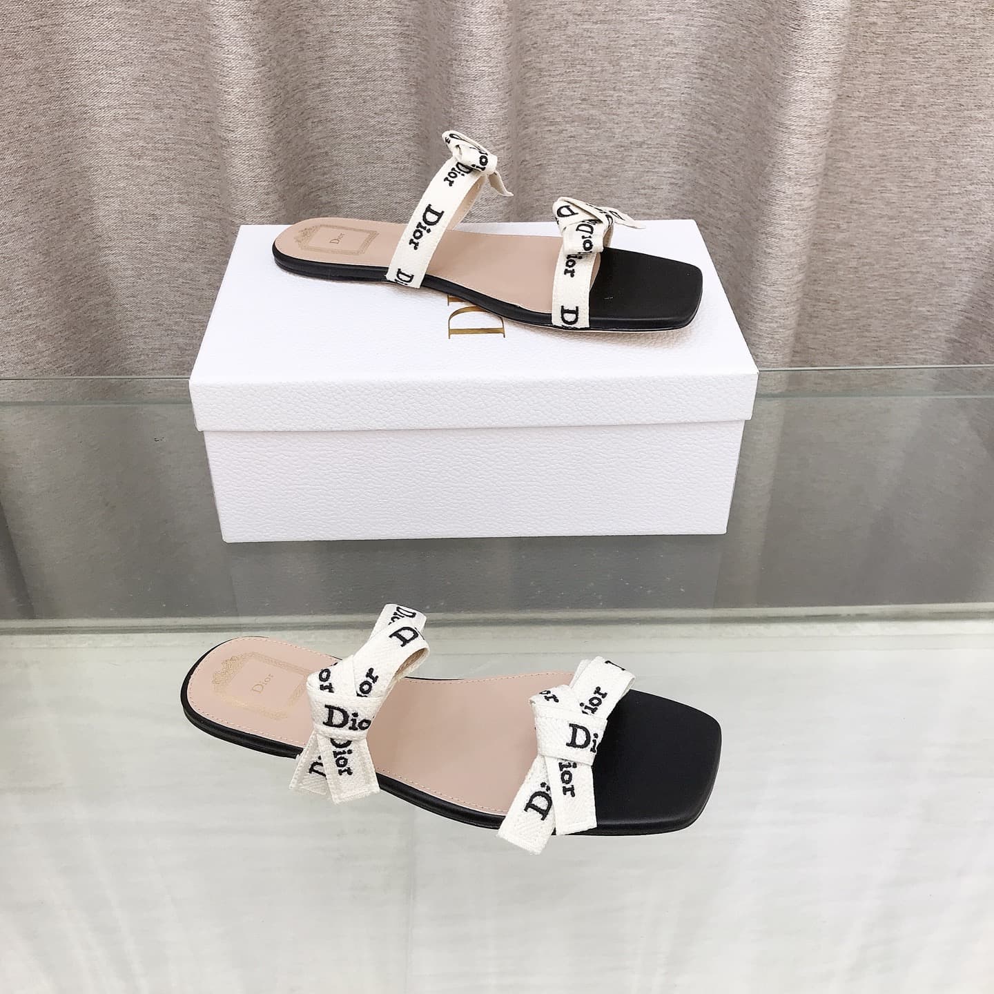 D5994 26ss Spring/Summer new model Dior J’Adior belted sandals. Classic CD letter embroidery, bow details, lace trim – two-tiered sandals. — image 7