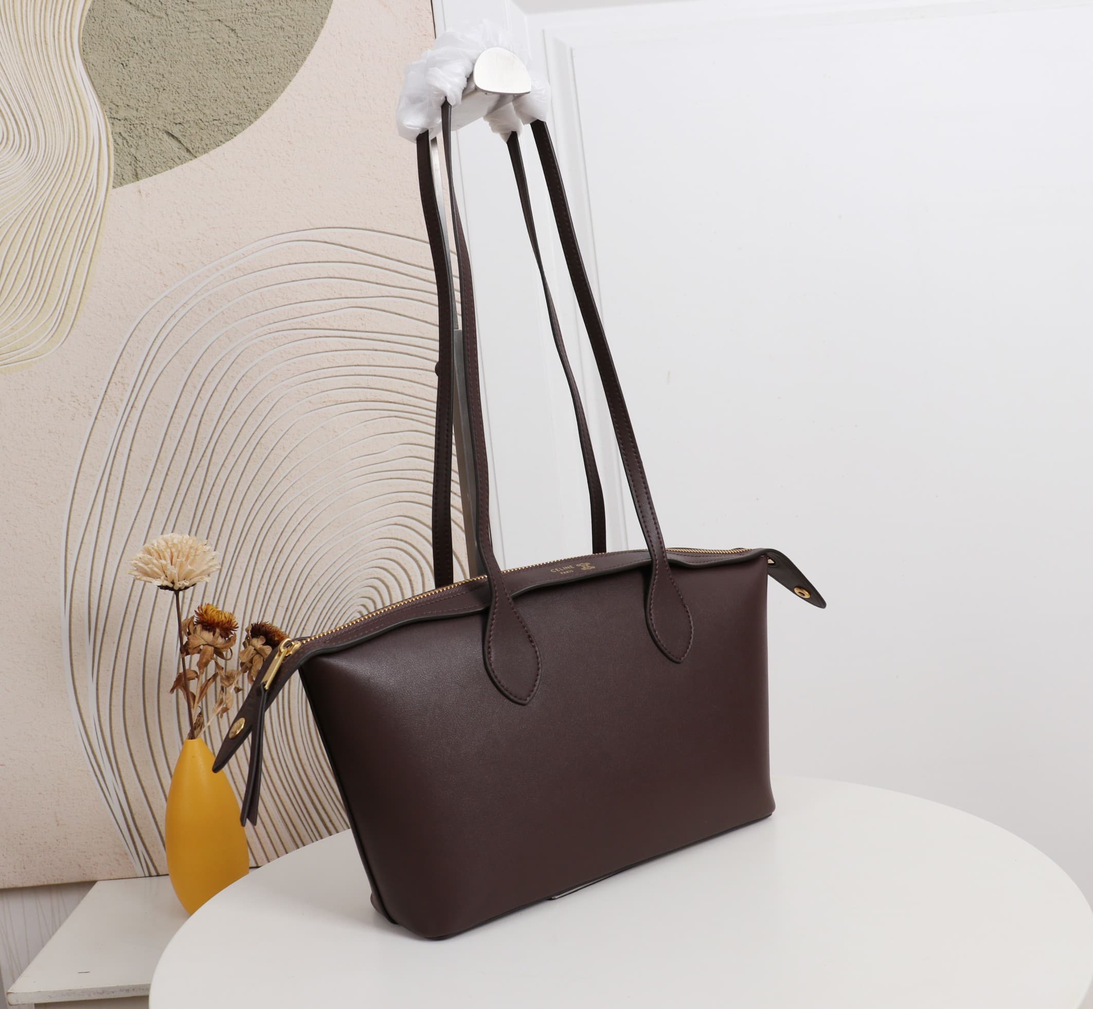 C468 .Celine Seline bag, dimensions: 26*19*8cm — image 3