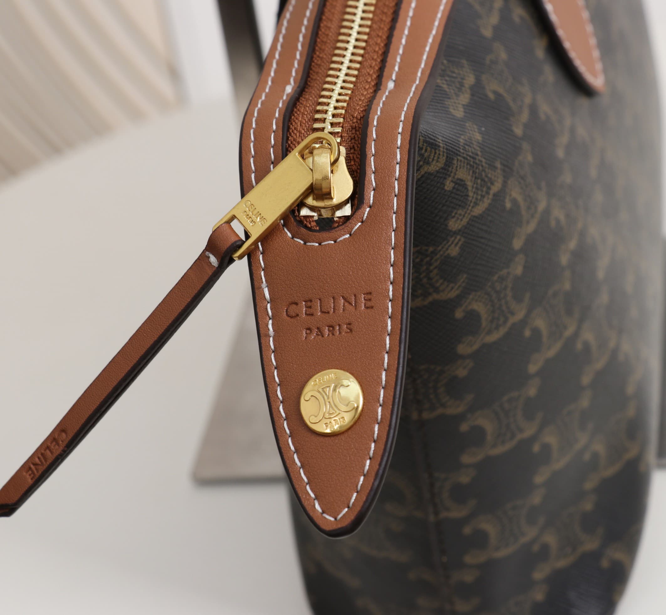 C465 .Celine Seline bag, dimensions: 26*19*8cm — image 6