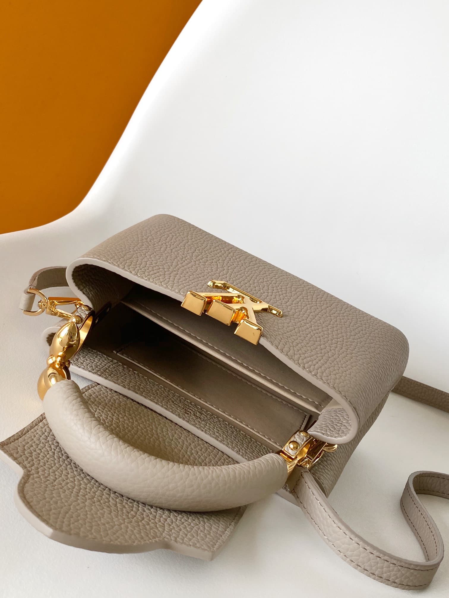 C4962 💰 Dynamic encoding chip, high-grade original brand leather: M23943 black, M23944 beige, M23945 gray, 21cm — image 8