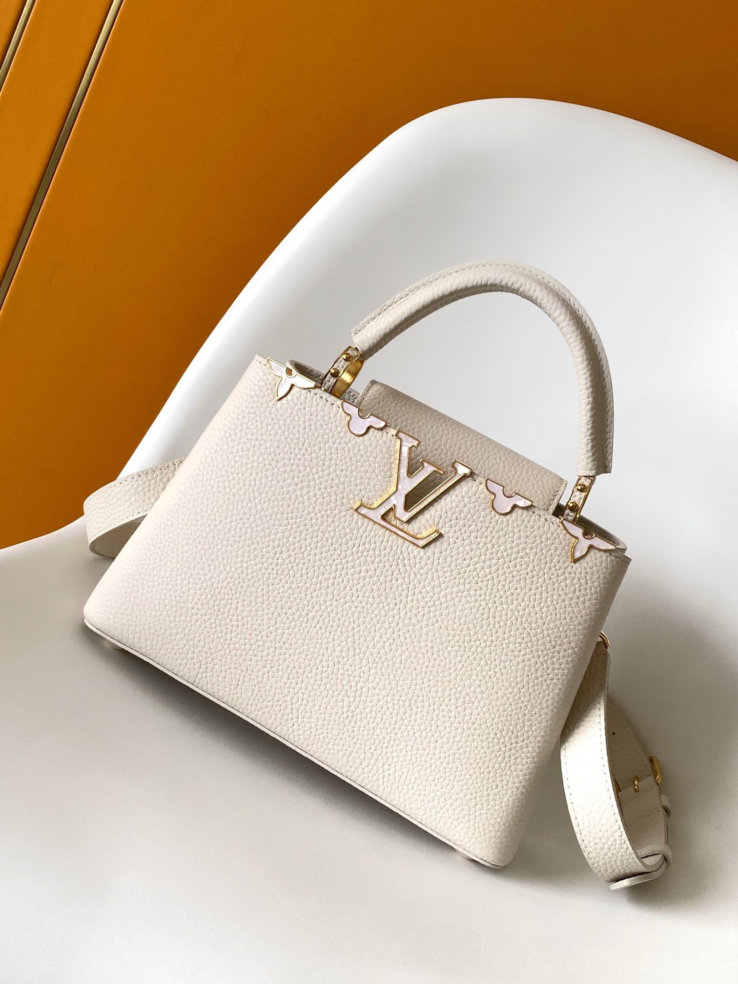 C5135 💰 Premium original leather, dynamic sizing capability — image 1