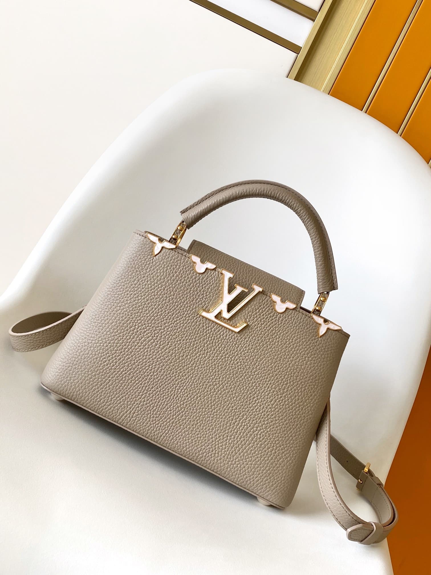 C5139 💰 Premium original leather, dynamic sizing capability — image 1