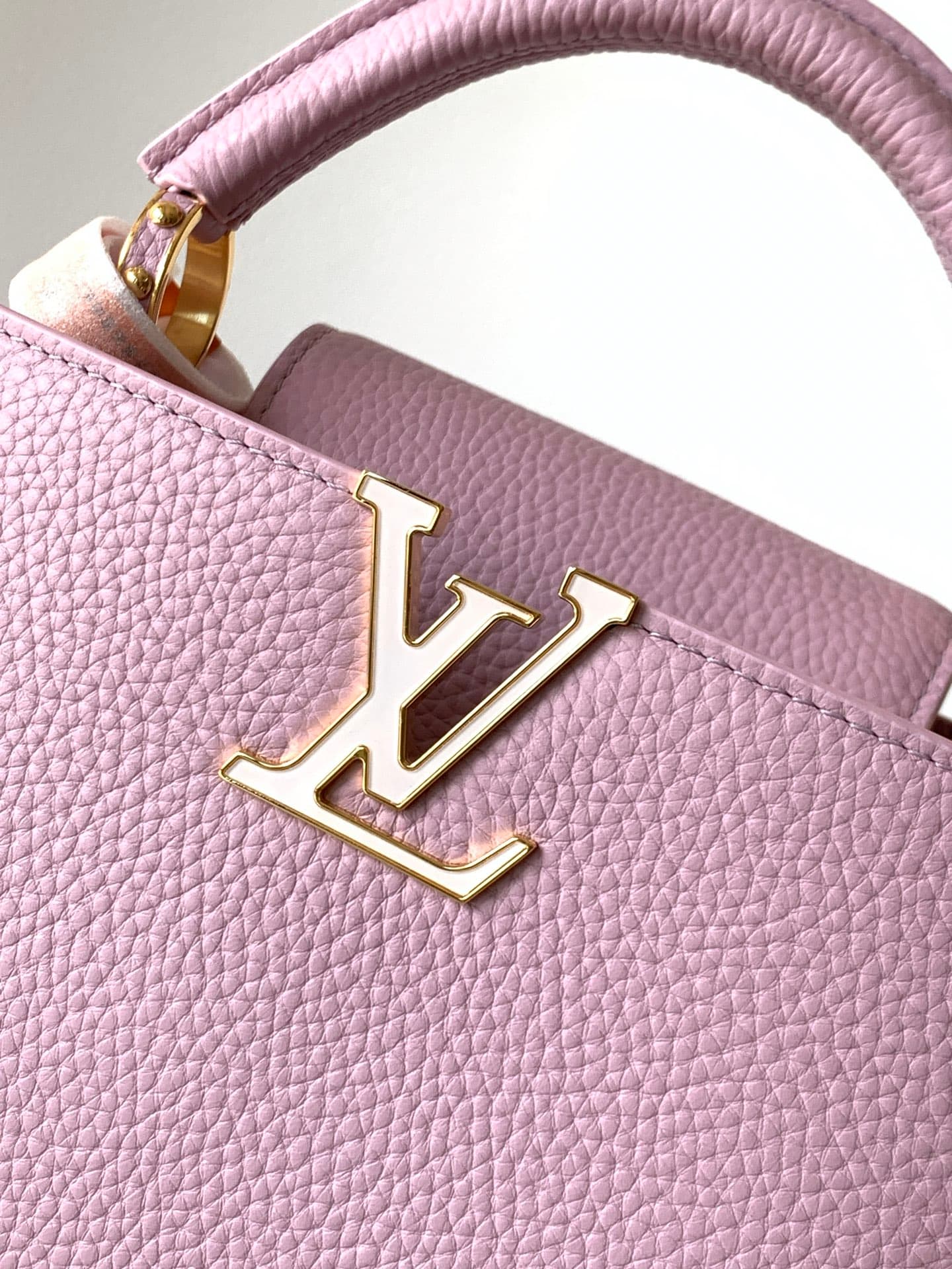 C5305 💰 M14381 brown M14970 black M14971 blue M14972 pink-purple M14393 horizontal white 100% original factory product, dynamic 163 model. Capucines BB handbag, inspired by the design elements of the Harmony collection, features a luxurious chain design t — image 5