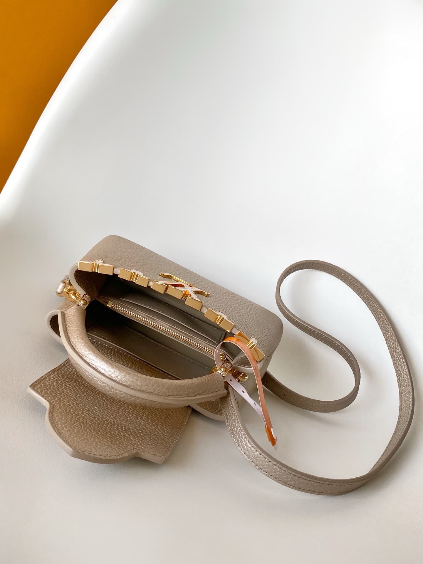 C5126 💰 Dynamic 163c01 premium original leather, dynamic color adjustment — image 8