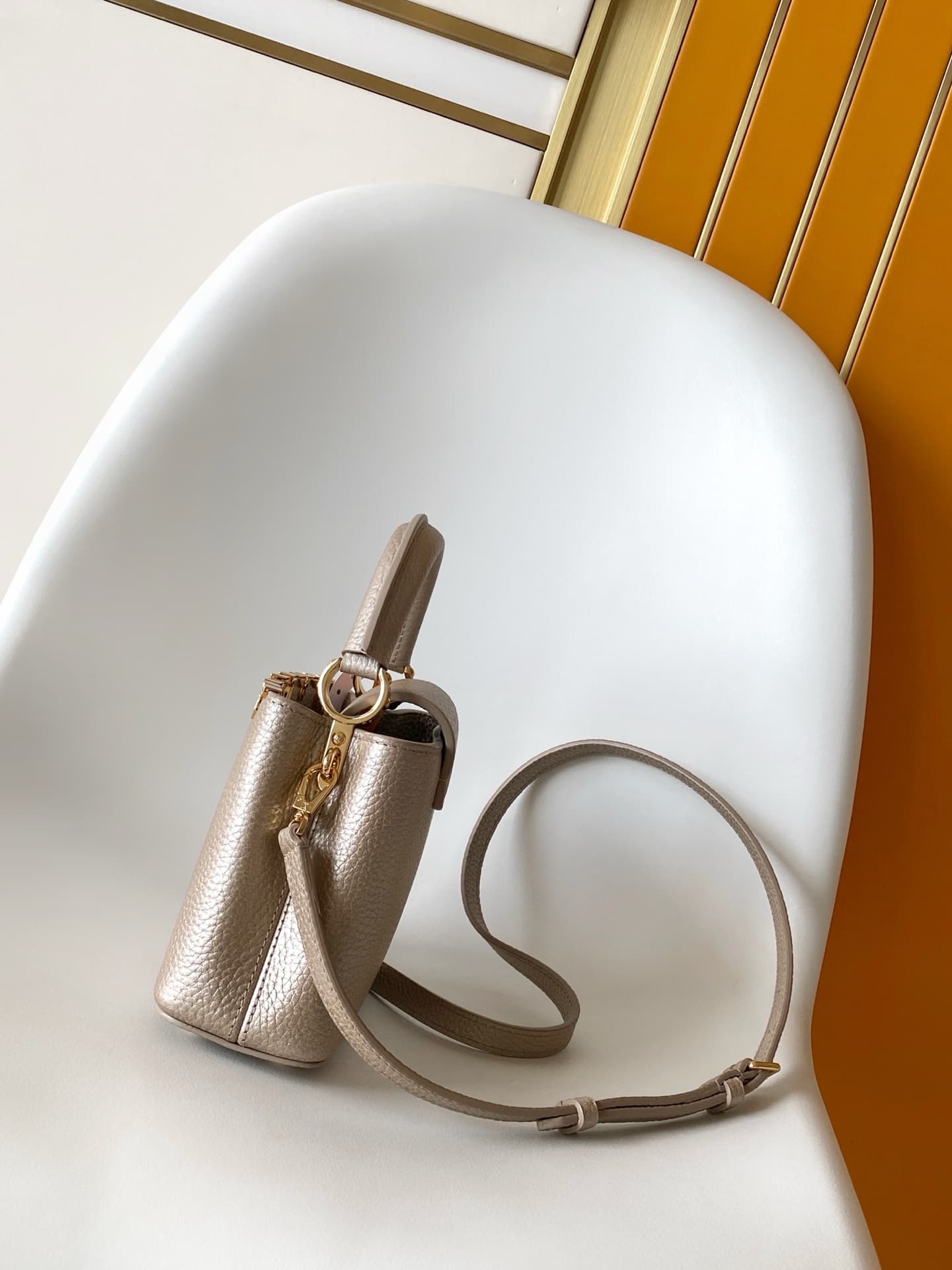 C5126 💰 Dynamic 163c01 premium original leather, dynamic color adjustment — image 2