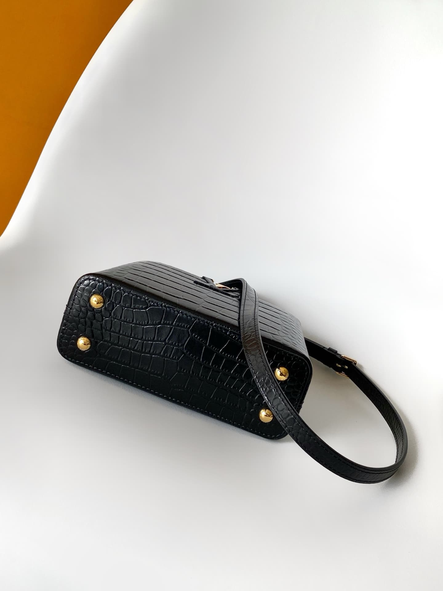 C5196 💰💰 Dynamic 163 – Premium original leather. Dynamic color variation: N96963: Jujube red crocodile; N90087: Black crocodile; N93691: Pure white crocodile. N99291: Himalayan; N83538: Ostrich; Jujube red; N89027 — image 4