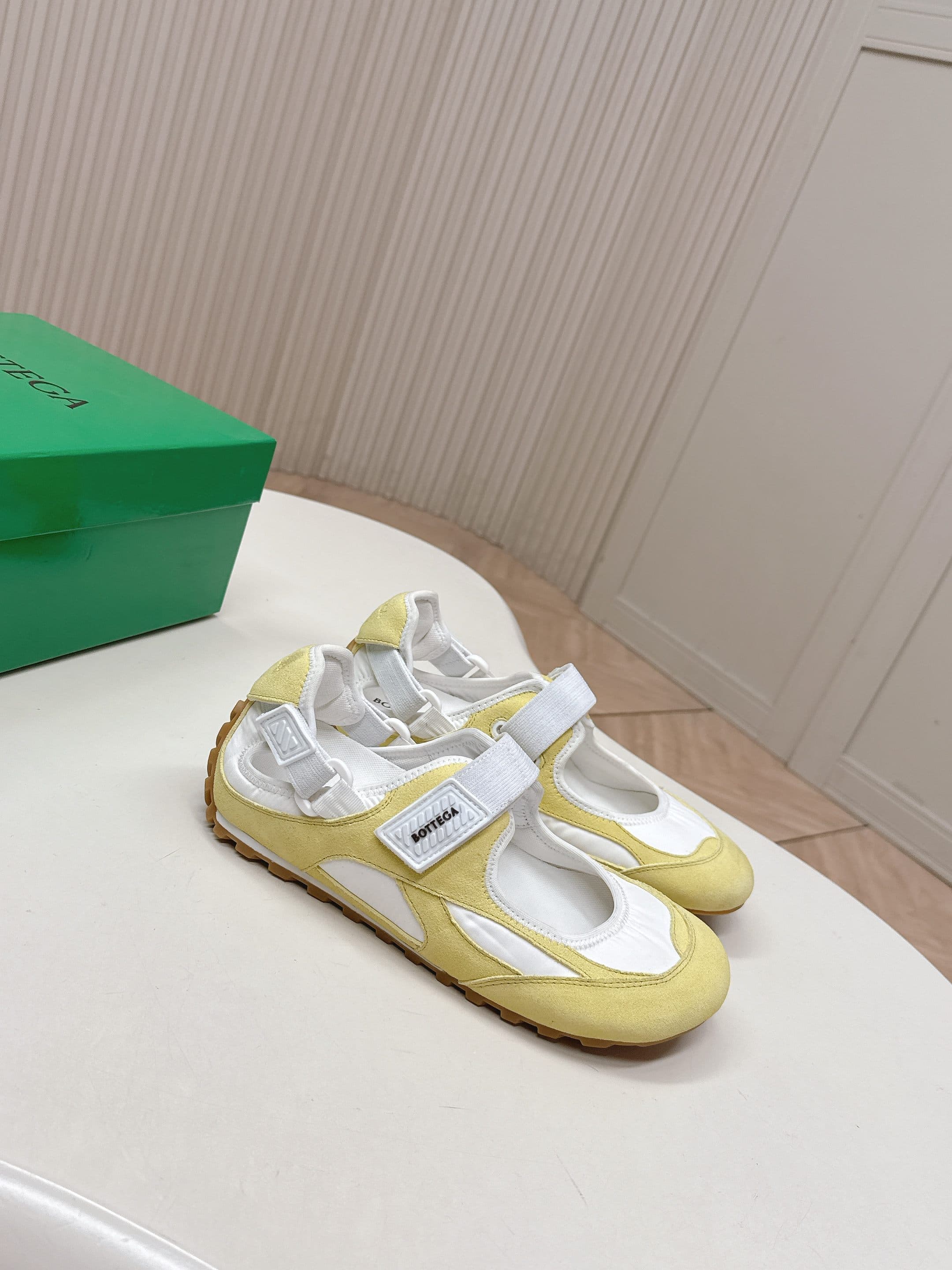 C190 New collection! Astaire Mary Jane ballet shoes with stretch laces and sport shoes 2026 — image 2